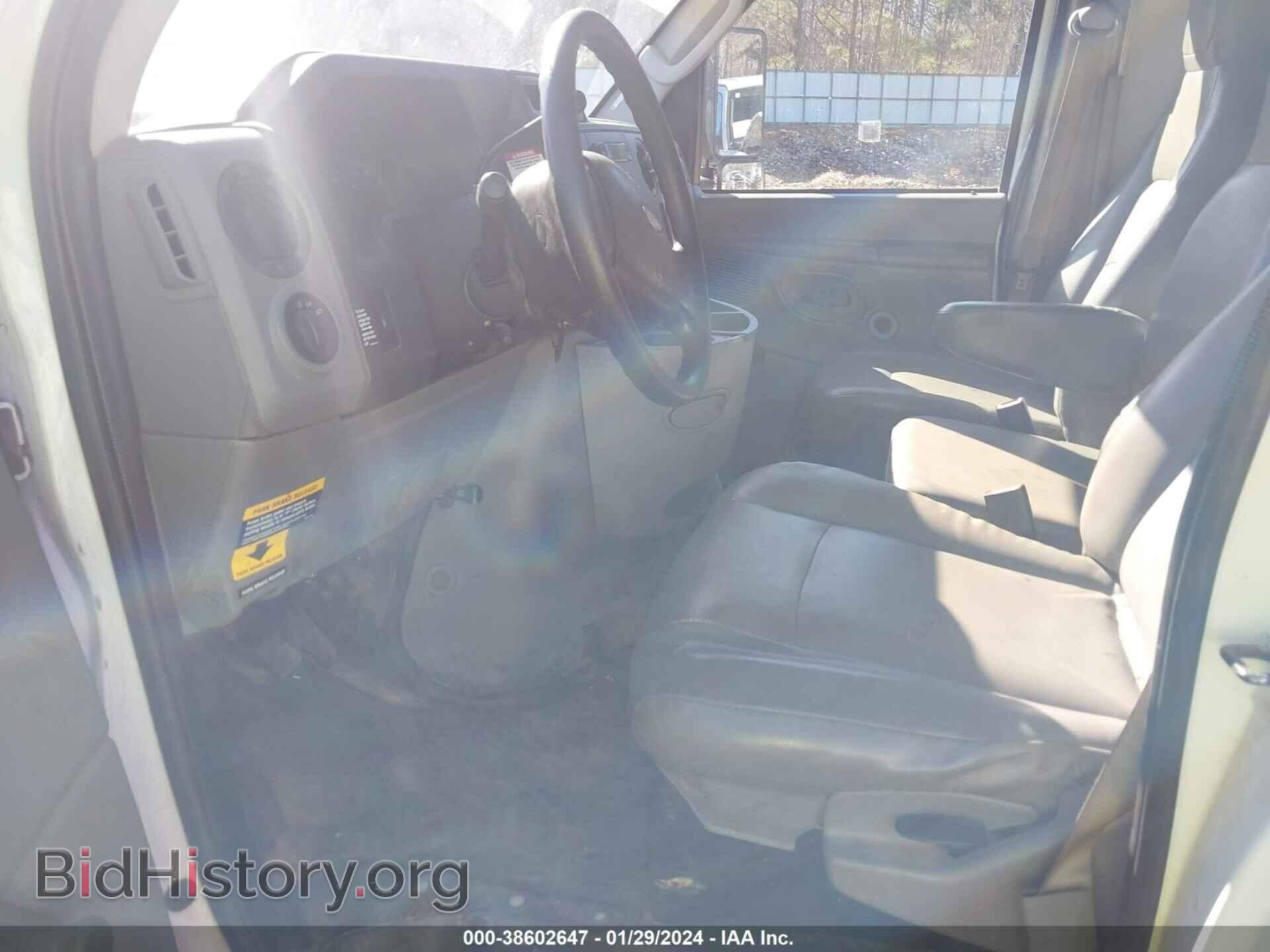 2011 FORD E-450 CUTAWAY - VIN: 1FDXE4FS6BDA06859 - Фото 5