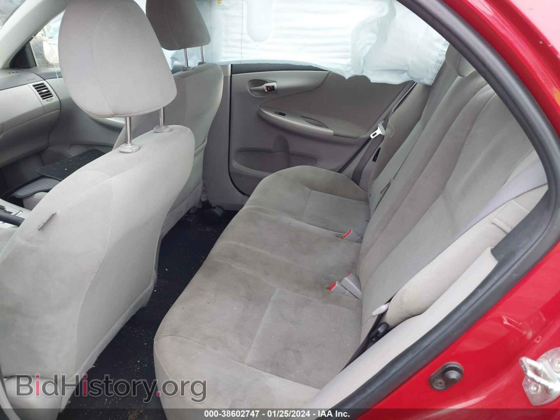 2011 TOYOTA COROLLA - VIN: 2T1BU4EE2BC575721 - Фото 8