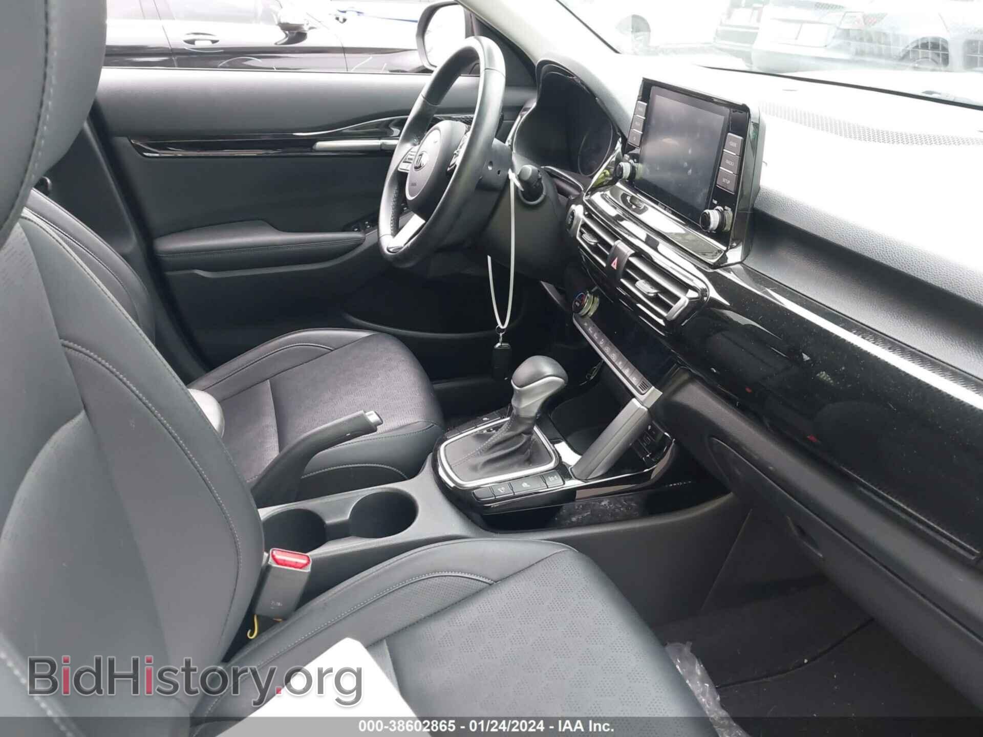 2021 KIA SELTOS - VIN: KNDERCAAXM7220392 - Фото 5