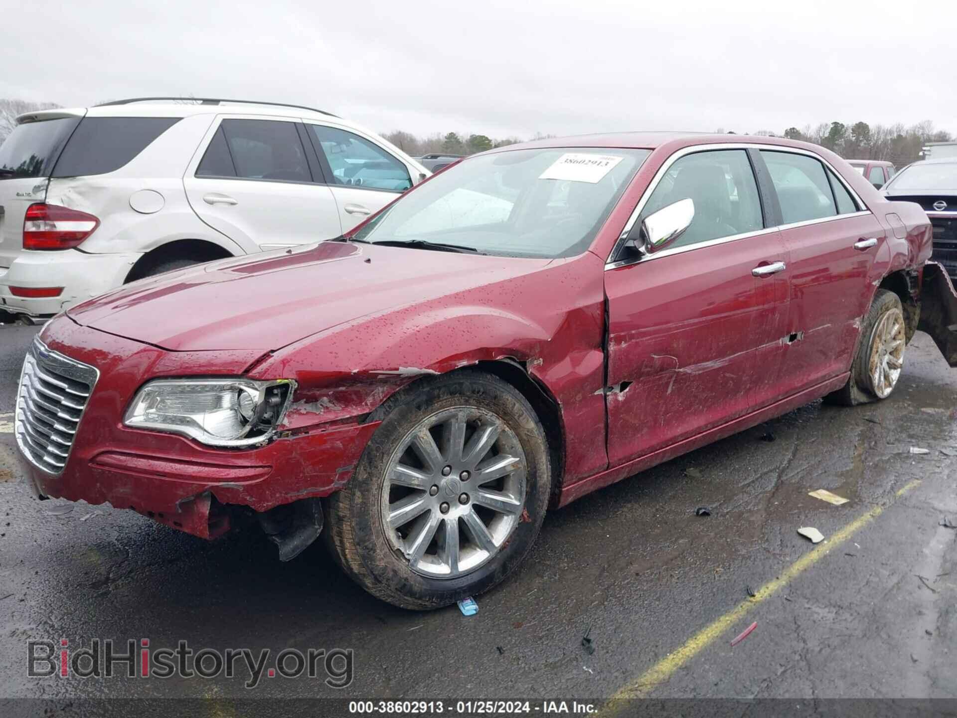2013 CHRYSLER 300C - VIN: 2C3CCAET1DH661717 - Фото 2