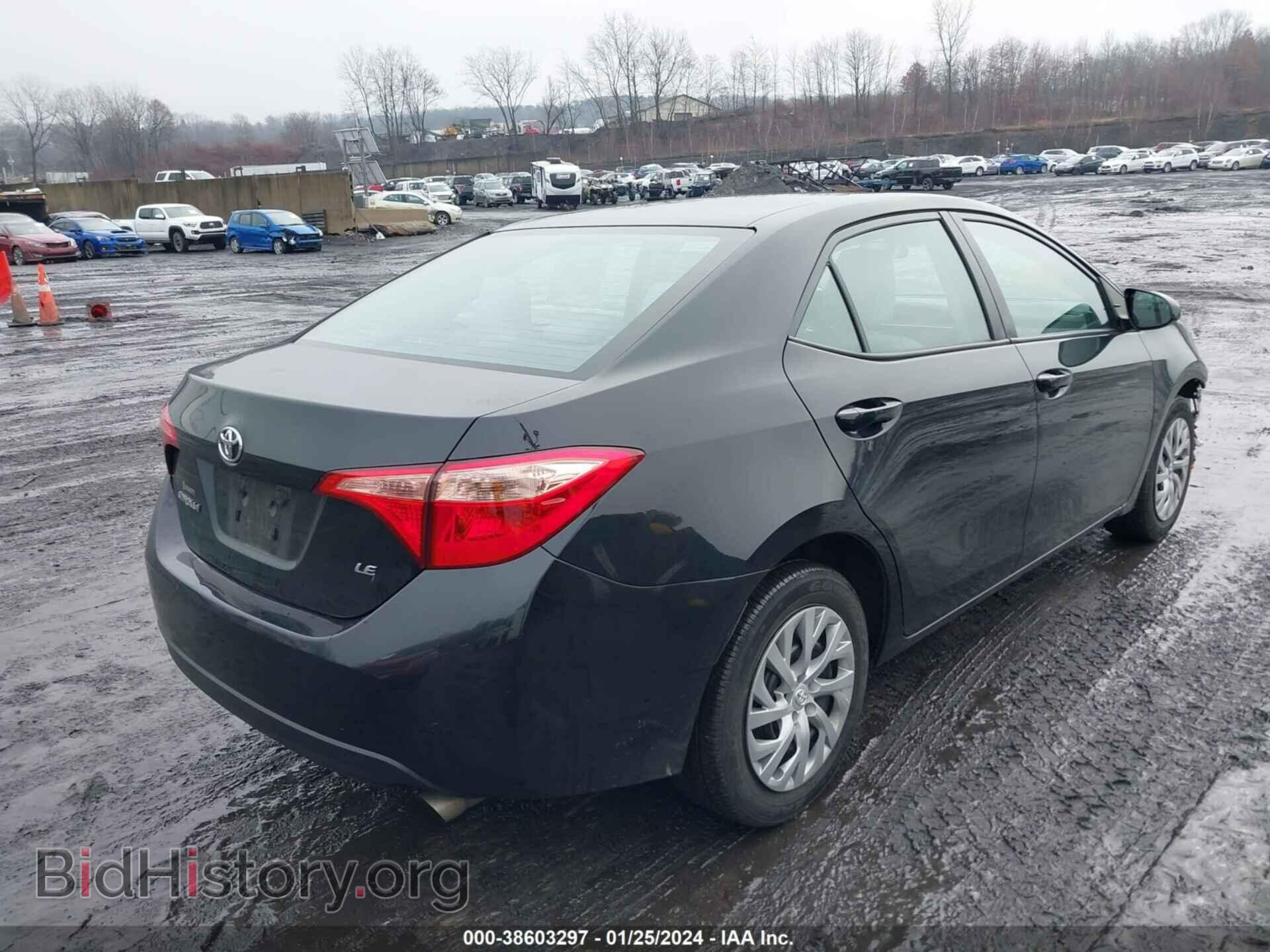 2017 TOYOTA COROLLA - VIN: 2T1BURHEXHC950885 - Фото 4