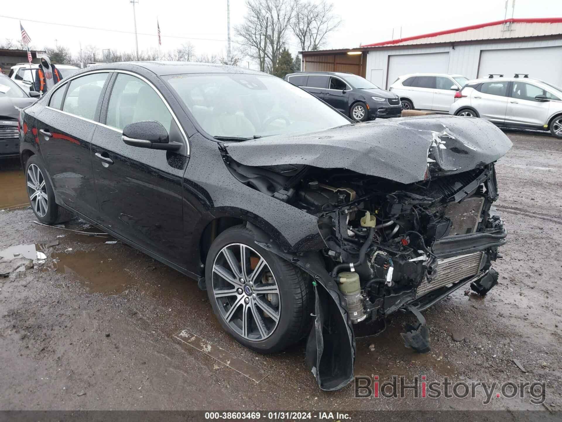 Photo LYV612TM8GB097527 - VOLVO S60 INSCRIPTION 2016