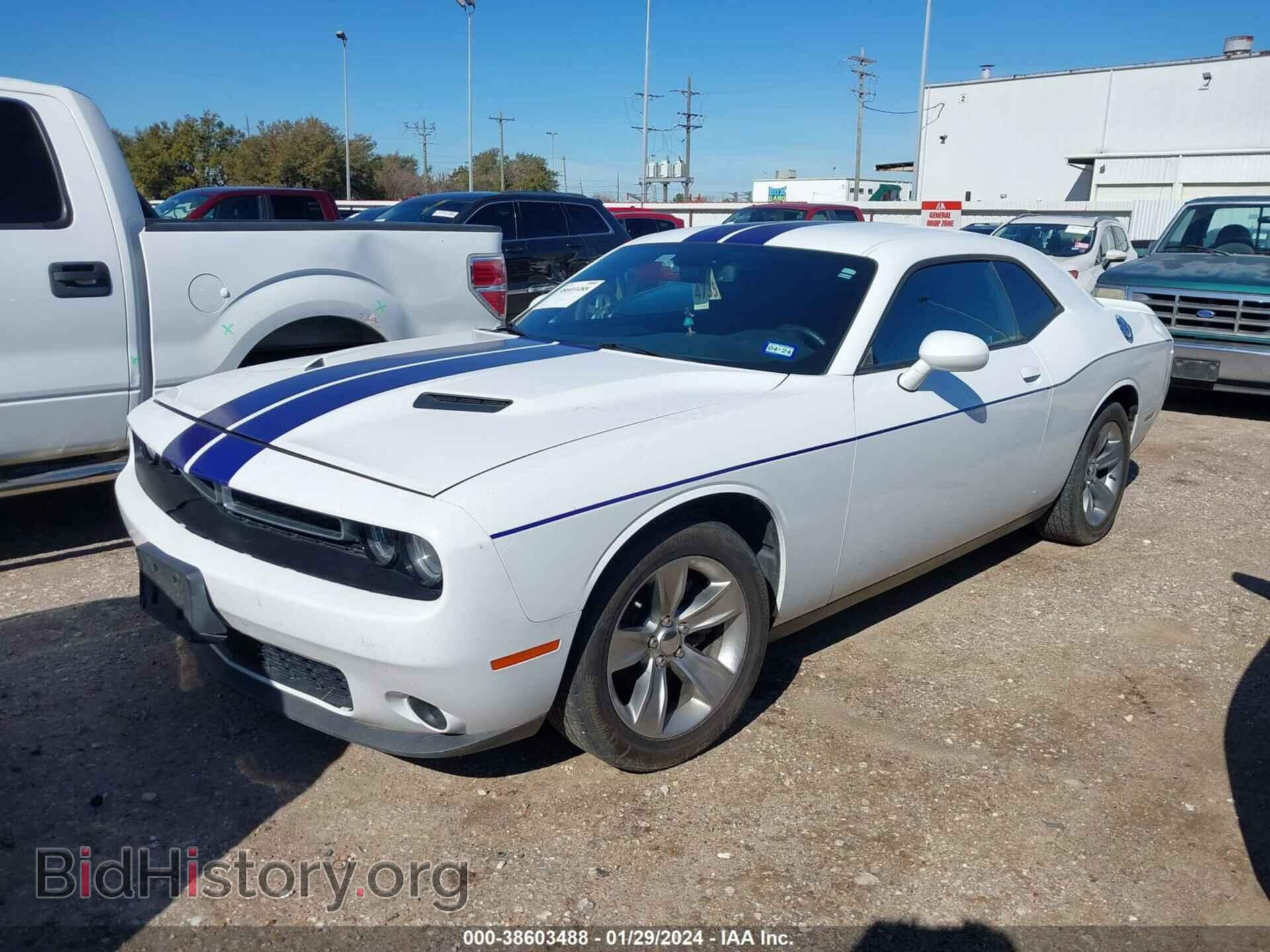 2018 DODGE CHALLENGER - VIN: 2C3CDZAG7JH245817 - Photo 2