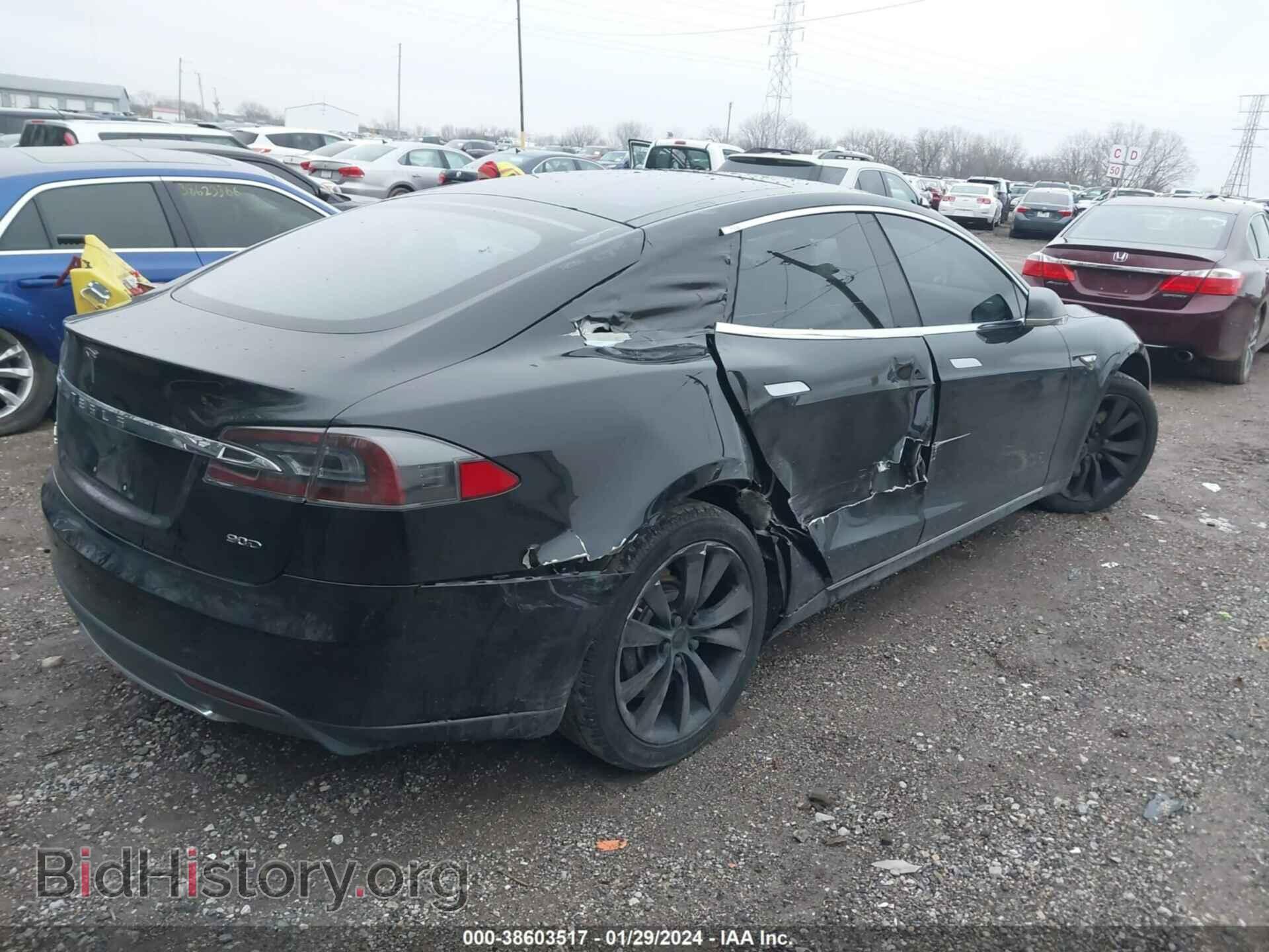 2015 TESLA MODEL S - VIN: 5YJSA1E27FF103688 - Photo 4