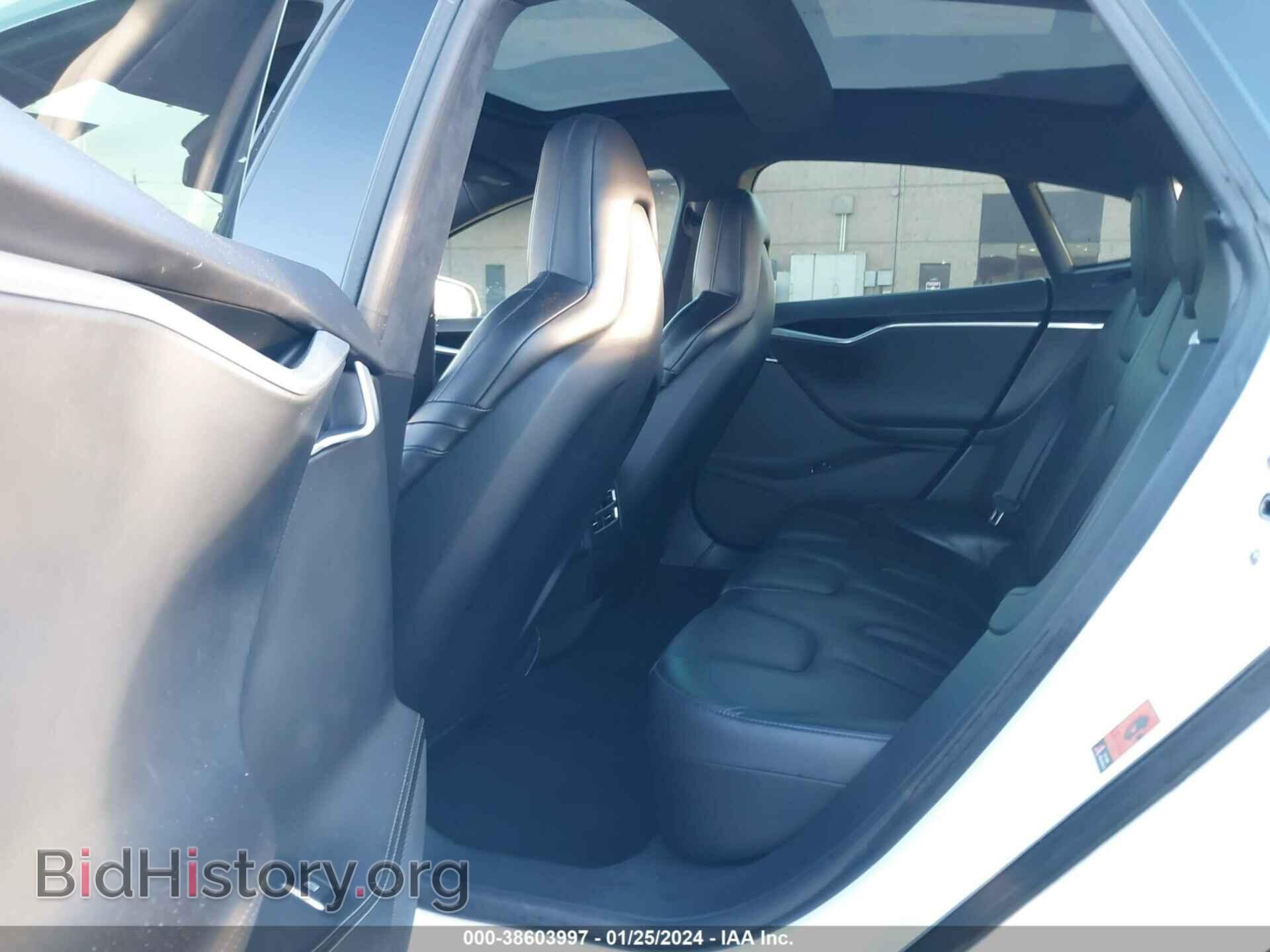 2015 TESLA MODEL S - VIN: 5YJSA1E28FF109502 - Фото 8