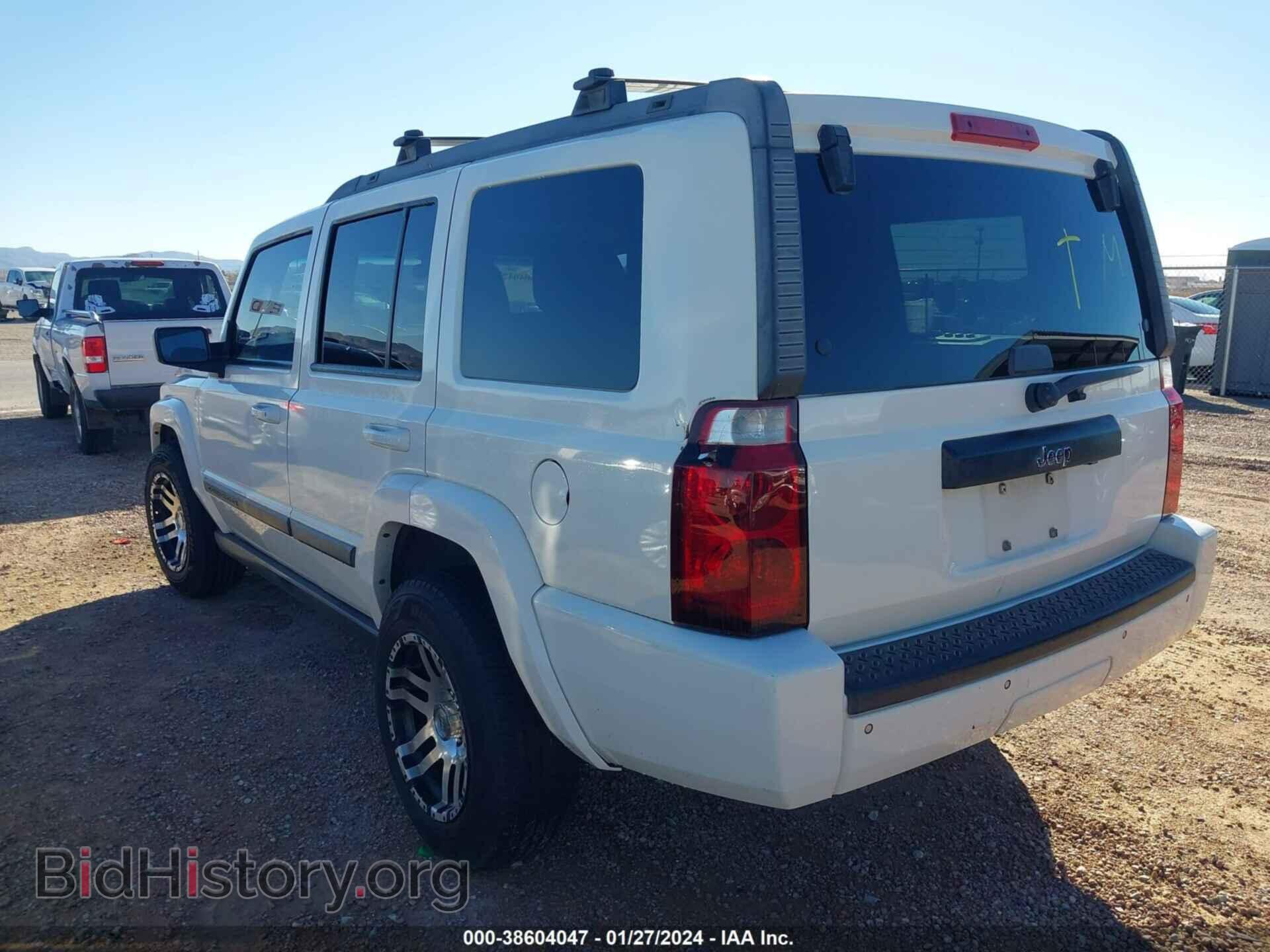 2008 JEEP COMMANDER - VIN: 1J8HH48N18C188680 - Фото 3