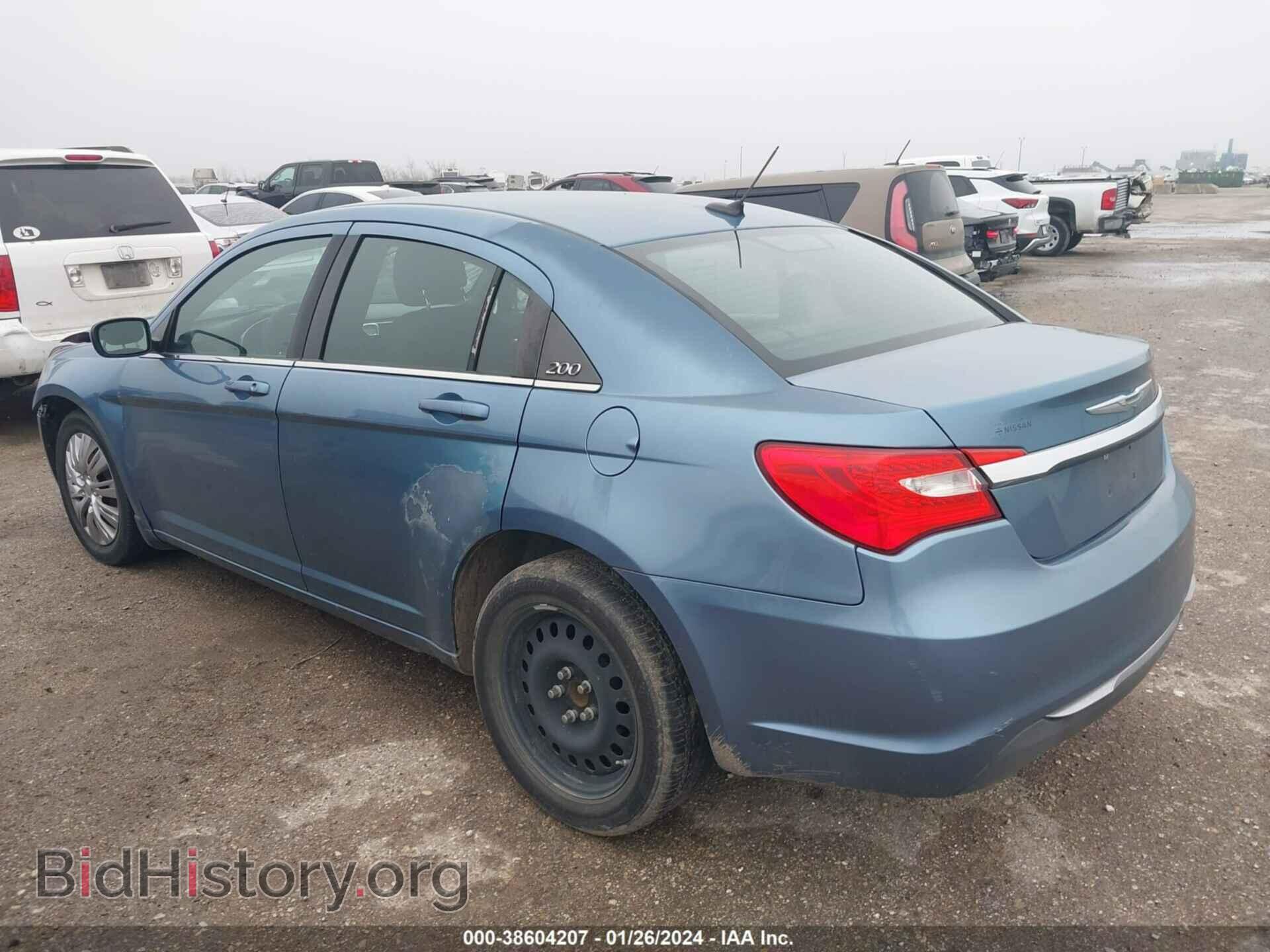 2011 CHRYSLER 200 - VIN: 1C3BC4FB5BN576631 - Photo 3