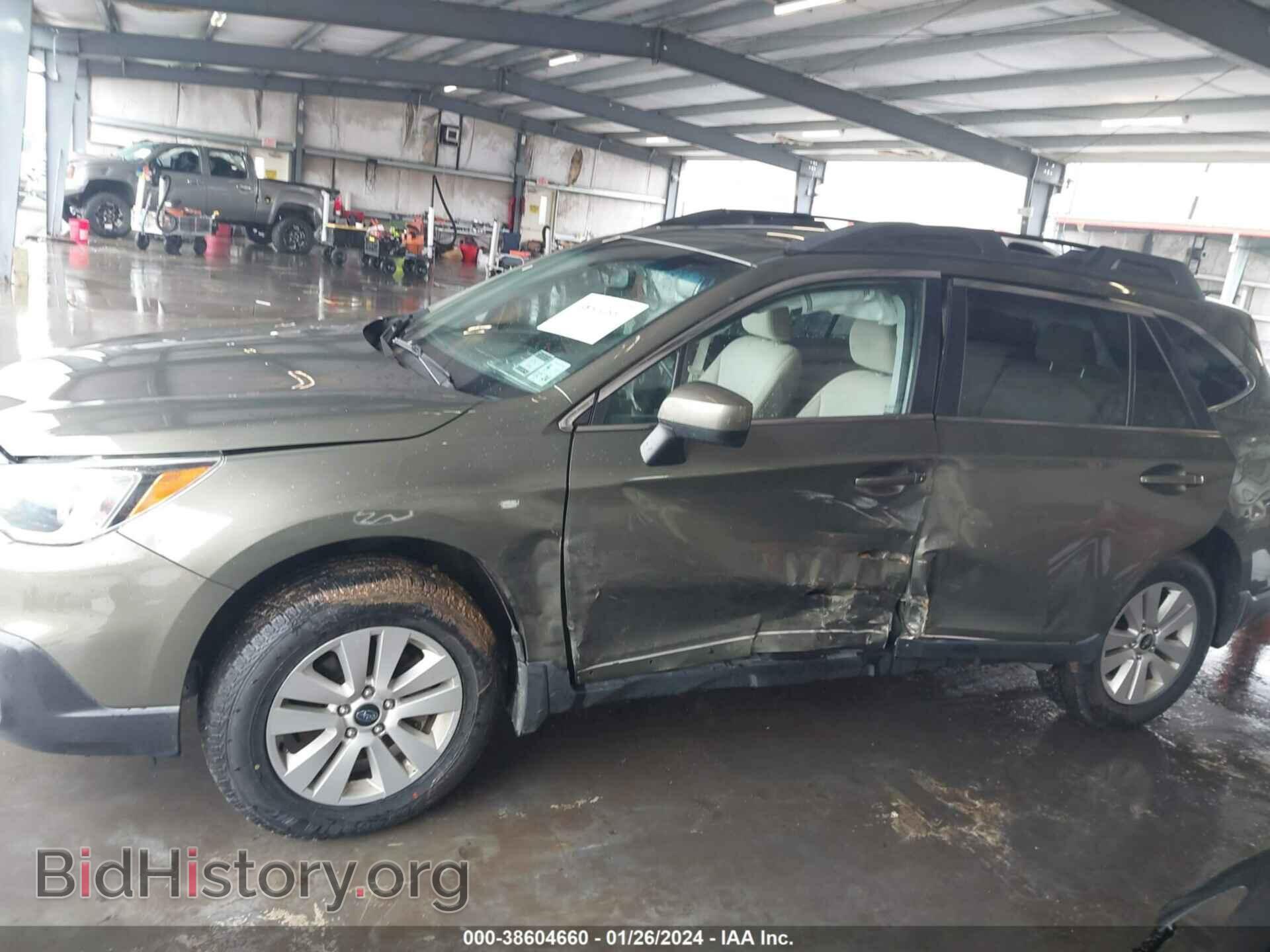2017 SUBARU OUTBACK - VIN: 4S4BSADC2H3410088 - Фото 14