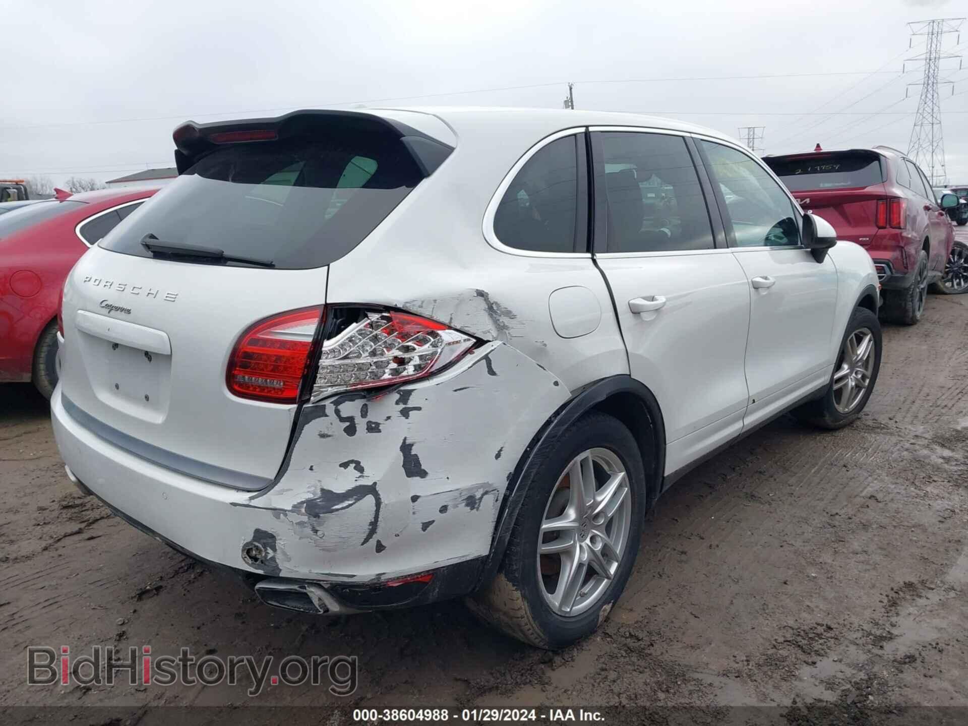 2013 PORSCHE CAYENNE - VIN: WP1AA2A21DLA07068 - Photo 4