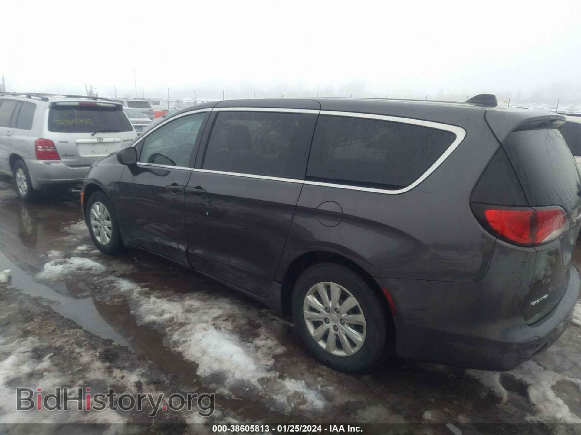 2019 CHRYSLER PACIFICA - VIN: 2C4RC1AG3KR597590 - Photo 3