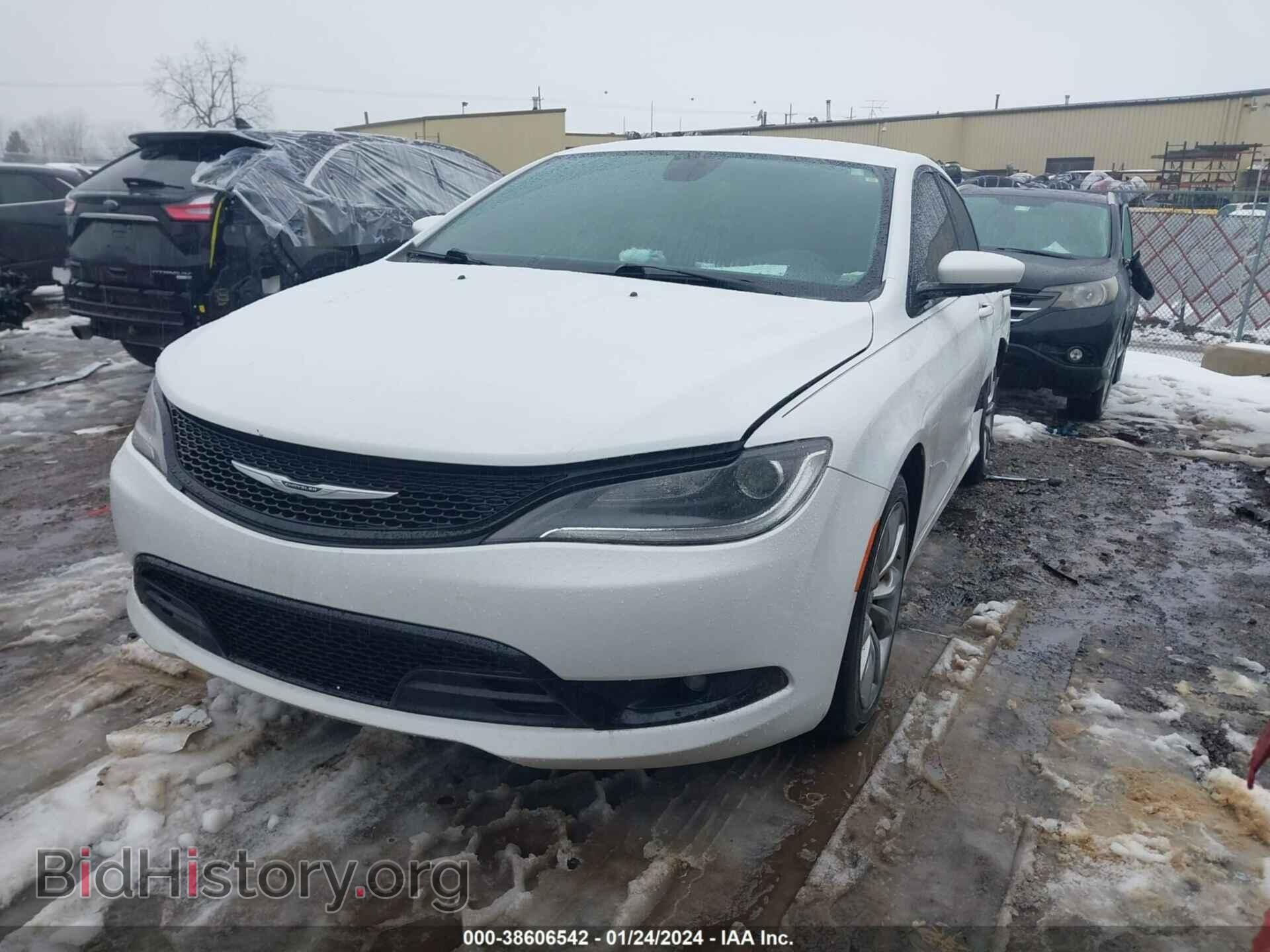 2016 CHRYSLER 200 - VIN: 1C3CCCBB4GN115609 - Фото 2
