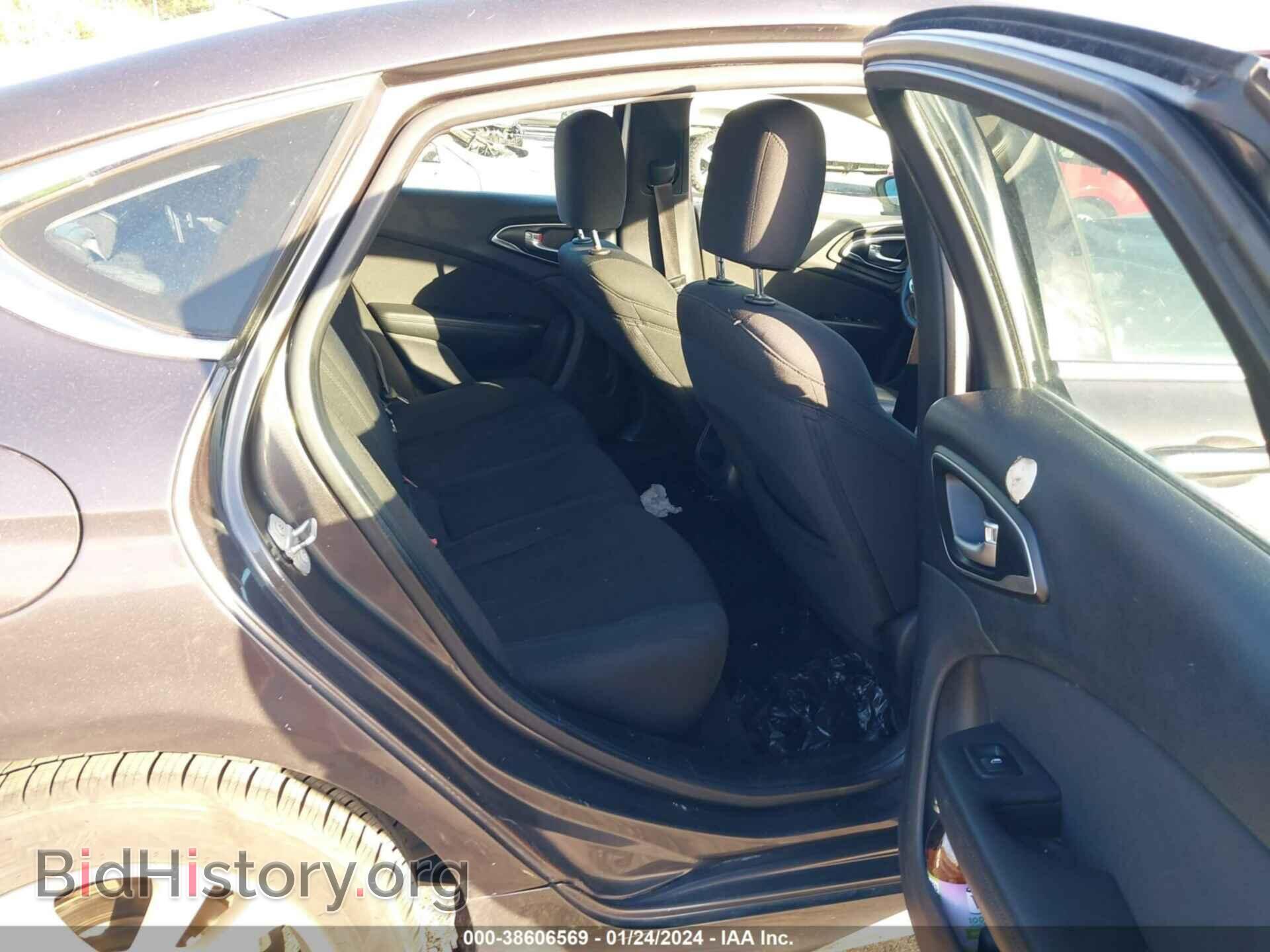 2016 CHRYSLER 200 - VIN: 1C3CCCABXGN108780 - Фото 8