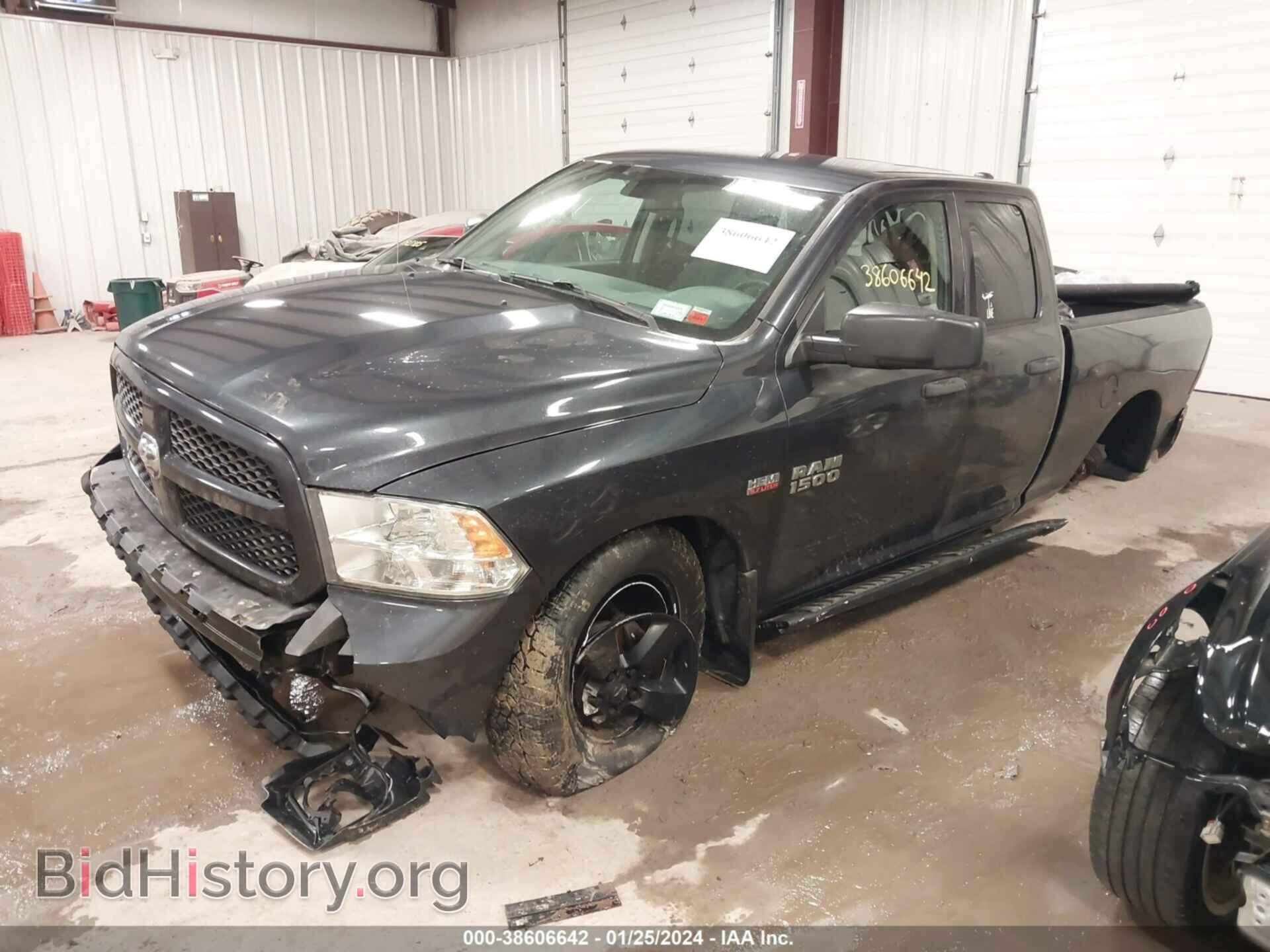 2018 RAM 1500 - VIN: 1C6RR7FTXJS190250 - Фото 2