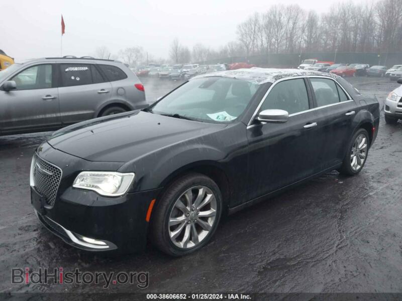 2015 Chrysler 300C (VIN 2C3CCASG3FH767337) — фото 2 из 16