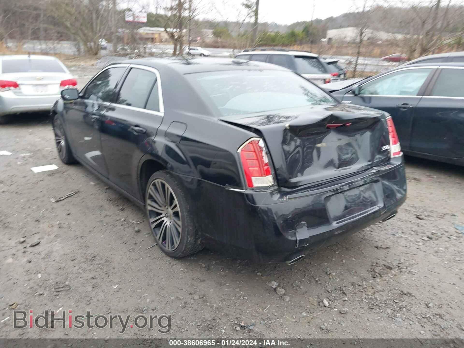 2013 CHRYSLER 300 - VIN: 2C3CCABG3DH731466 - Фото 3