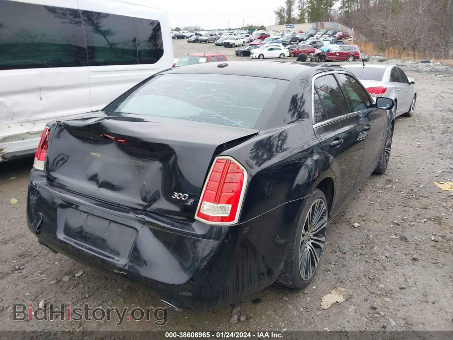 2013 CHRYSLER 300 - VIN: 2C3CCABG3DH731466 - Фото 4