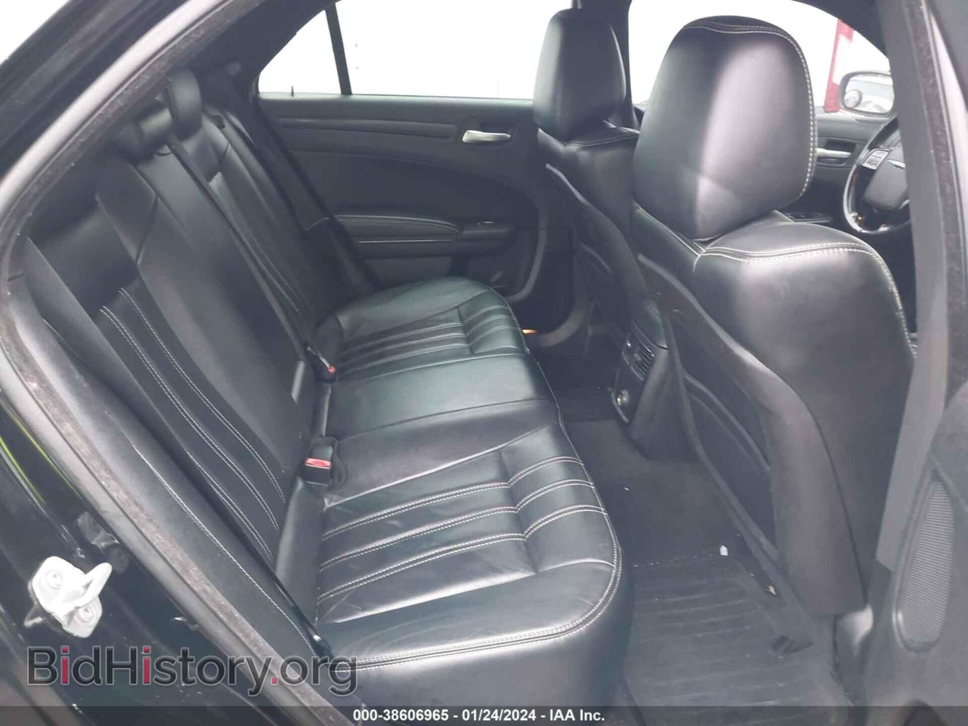 2013 CHRYSLER 300 - VIN: 2C3CCABG3DH731466 - Фото 8