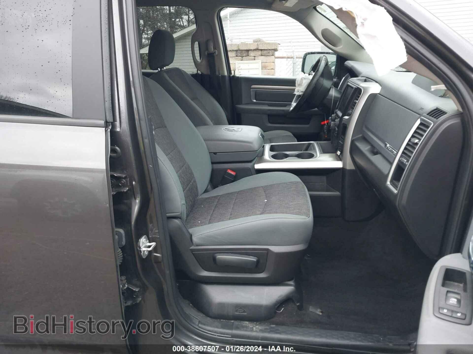 2017 RAM 1500 - VIN: 3C6RR7LT2HG714190 - Фото 5