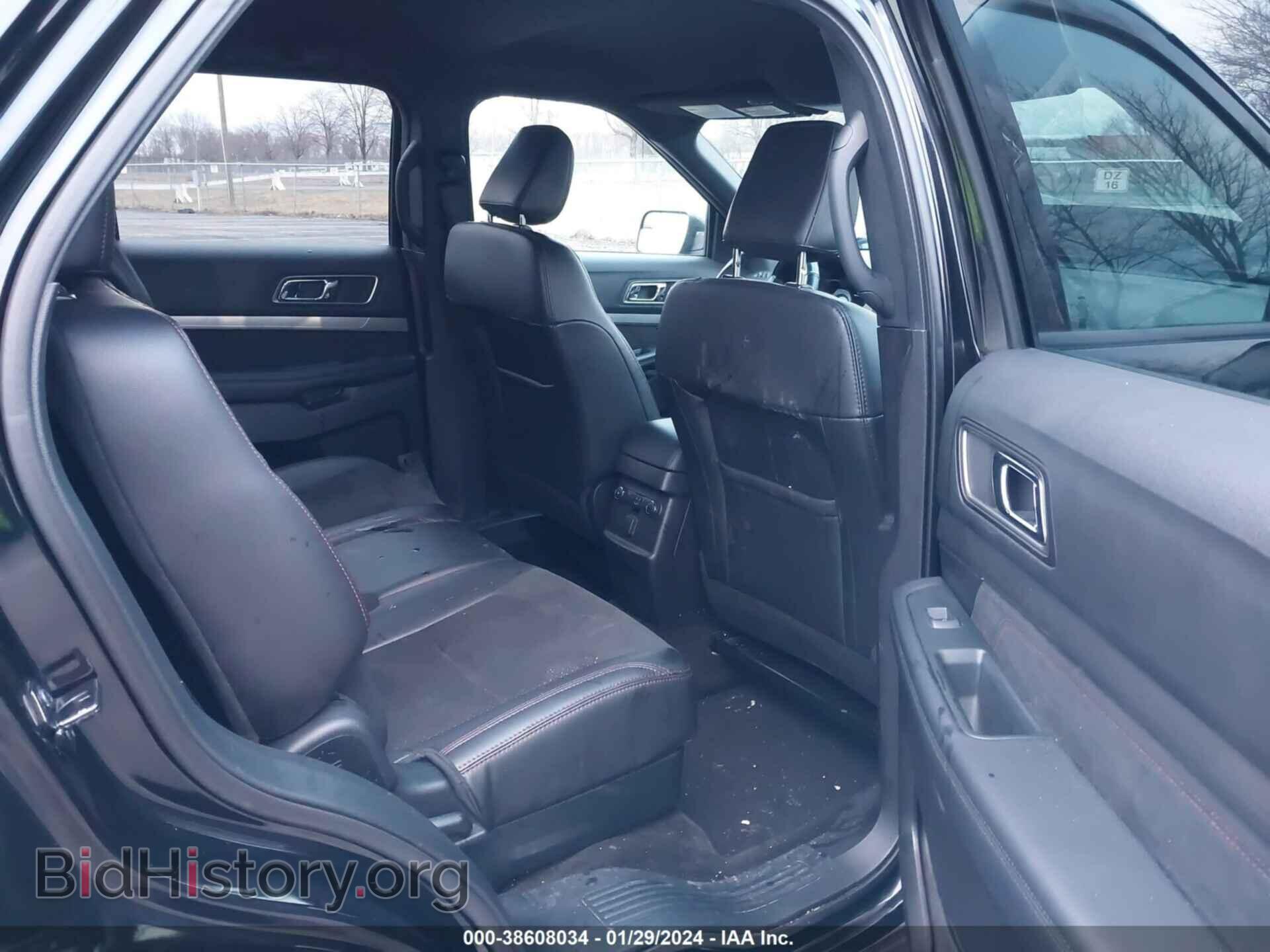 2018 FORD EXPLORER - VIN: 1FM5K8D82JGB02631 - Фото 8