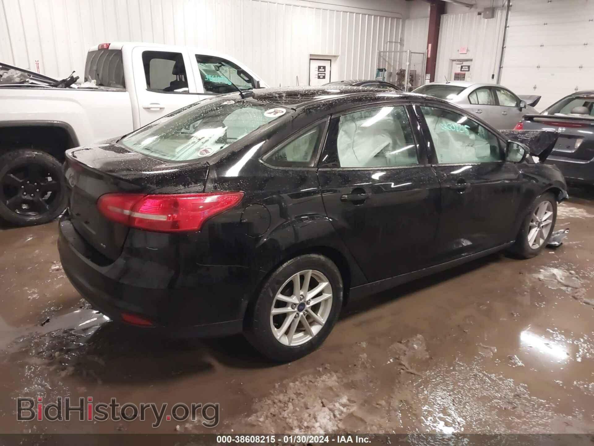 2017 FORD FOCUS - VIN: 1FADP3F22HL248807 - Photo 4