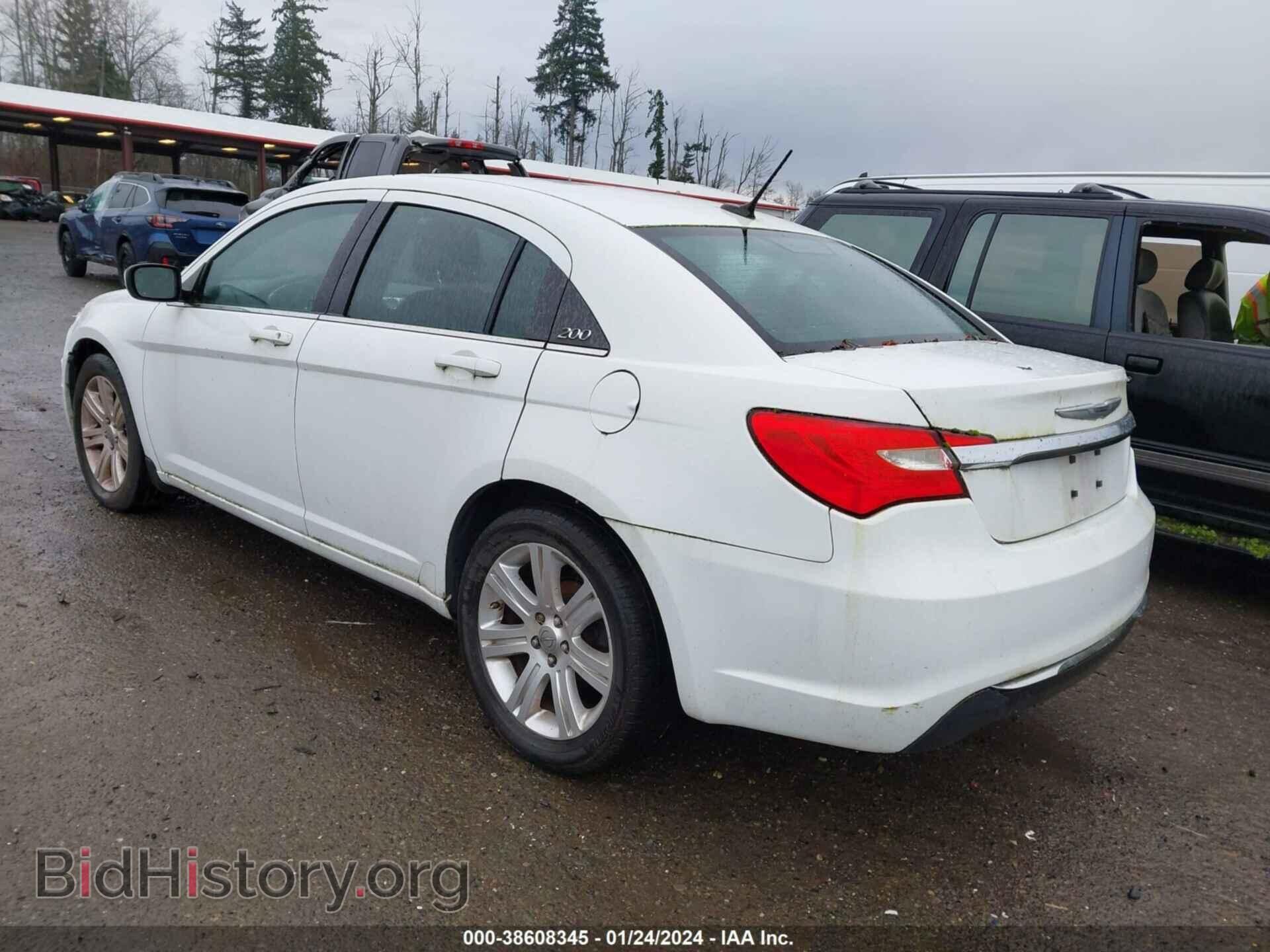 2013 CHRYSLER 200 - VIN: 1C3CCBBB0DN695737 - Фото 3