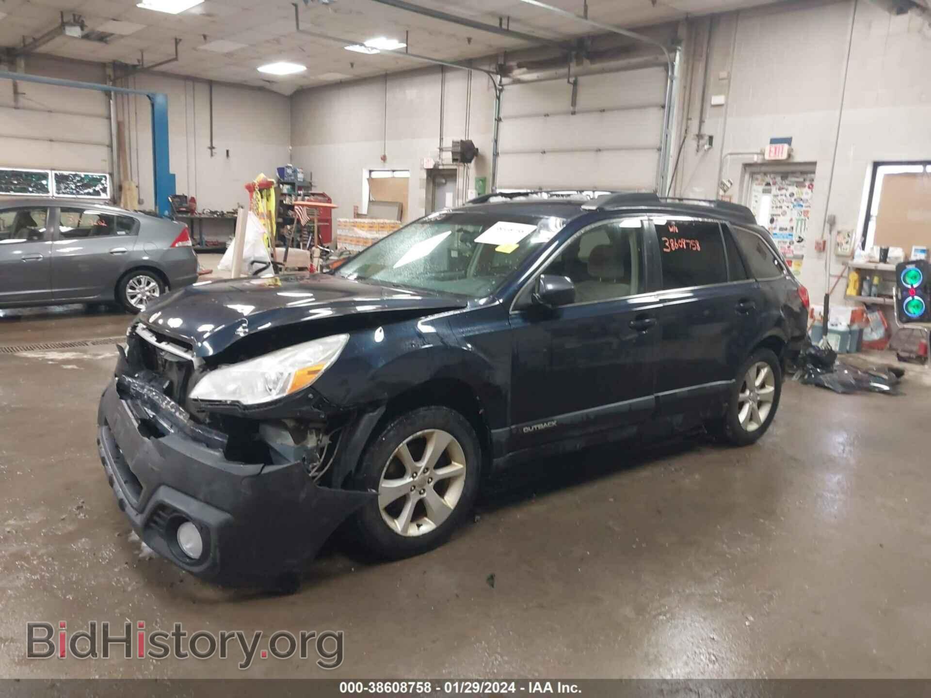 2014 SUBARU OUTBACK - VIN: 4S4BRBCC9E3278428 - Фото 2