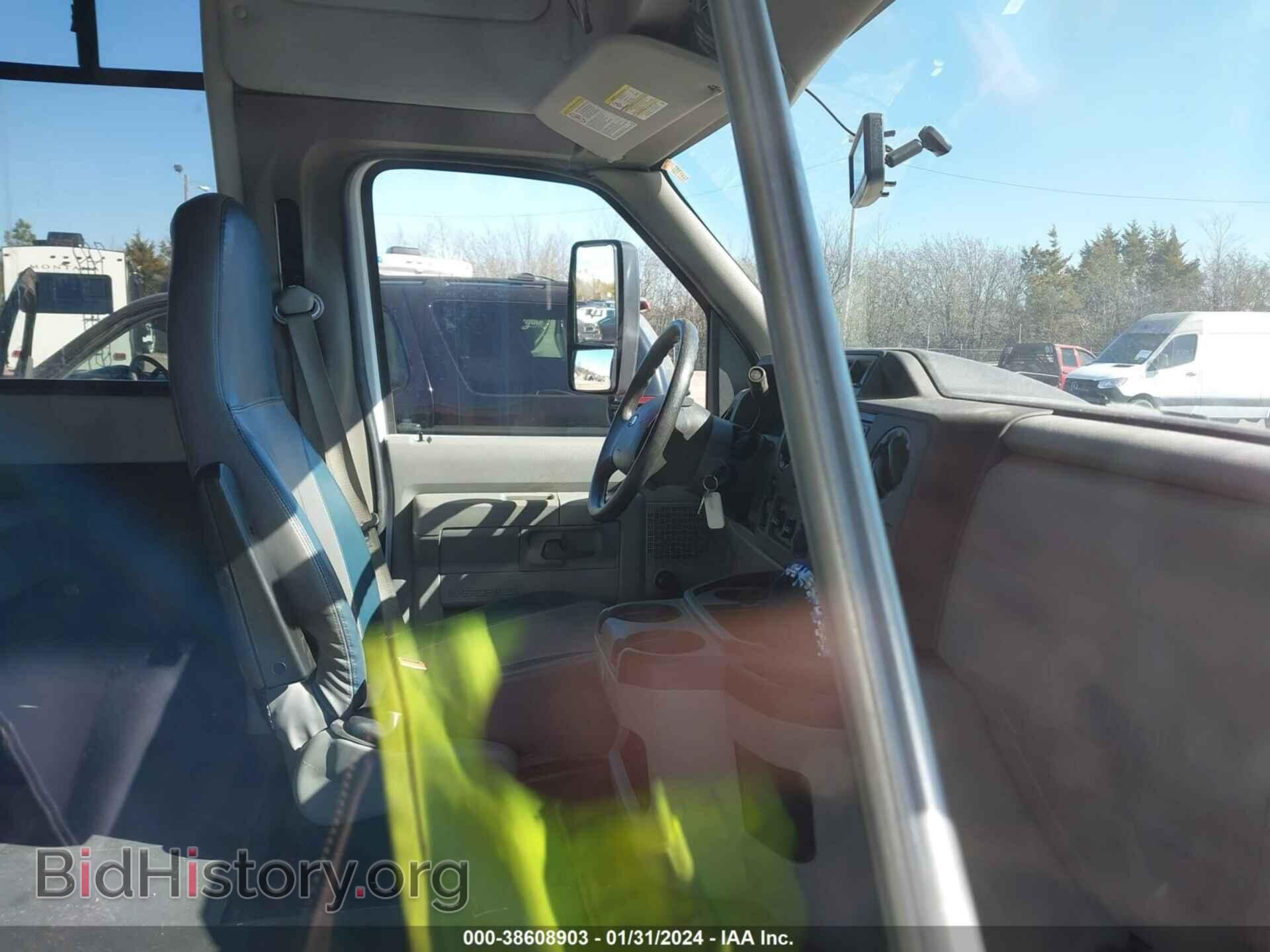2017 FORD E-350 CUTAWAY - VIN: 1FDEE3FS3HDC35395 - Фото 5
