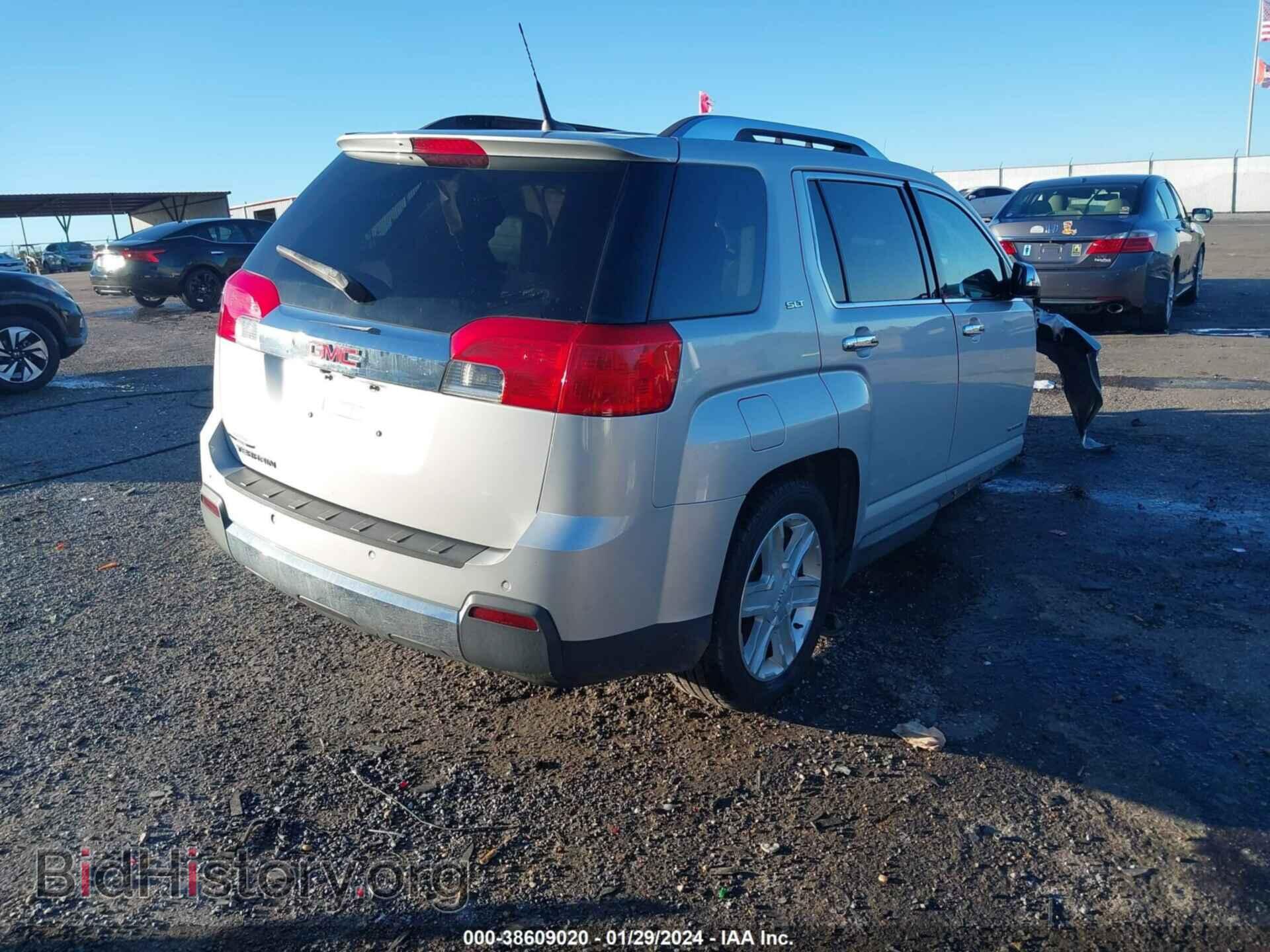 2011 GMC TERRAIN - VIN: 2CTALWEC4B6316355 - Фото 4