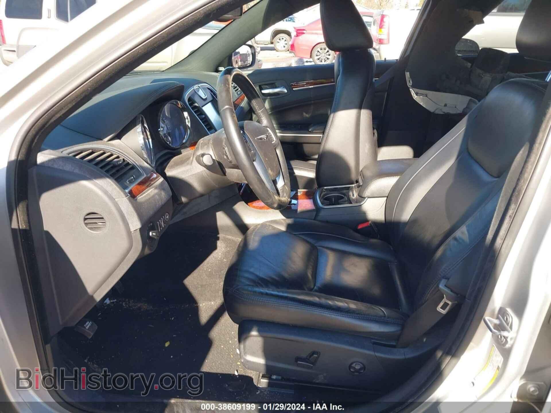 2012 CHRYSLER 300 - VIN: 2C3CCACG1CH249124 - Фото 5