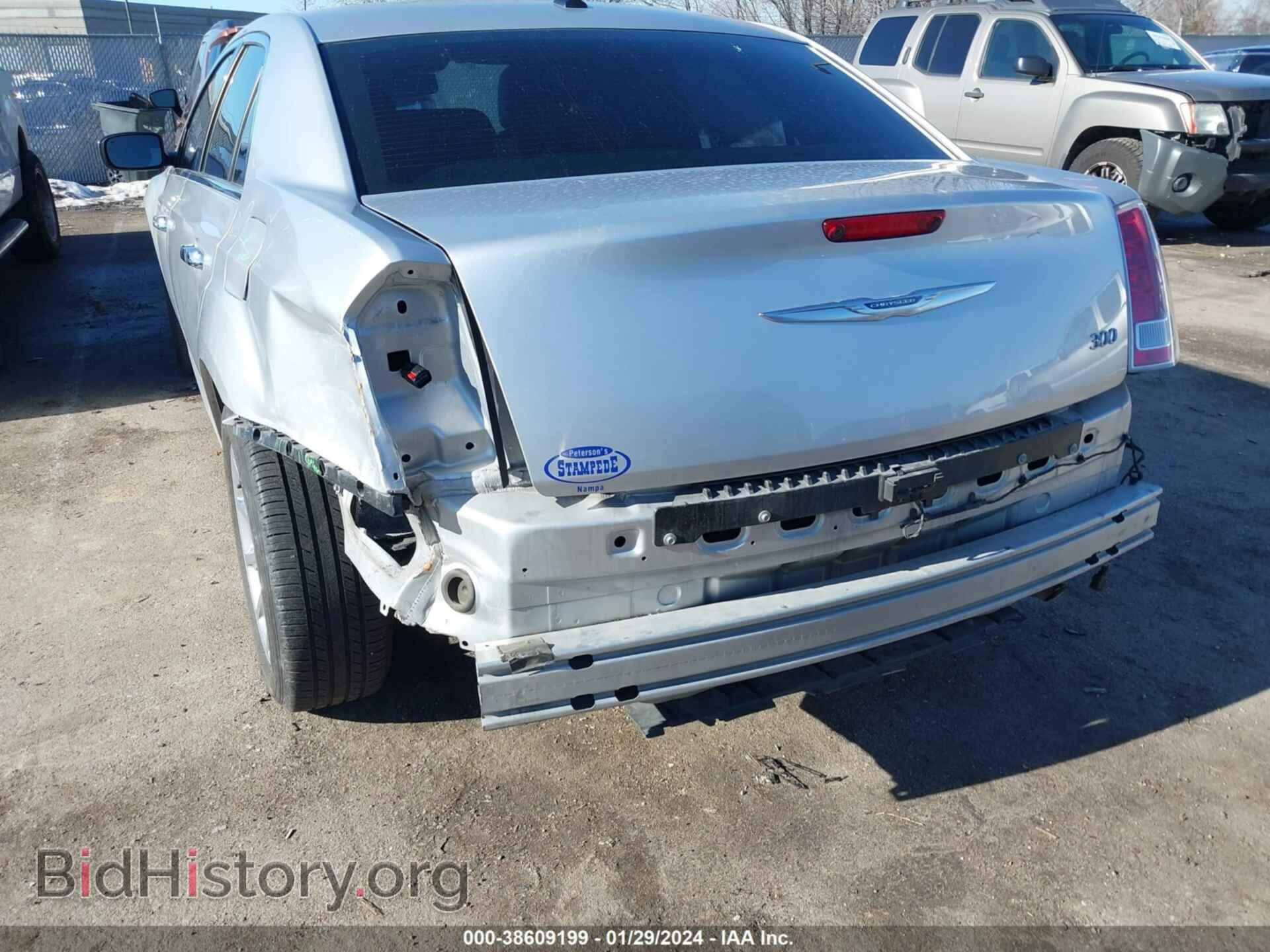2012 CHRYSLER 300 - VIN: 2C3CCACG1CH249124 - Фото 6