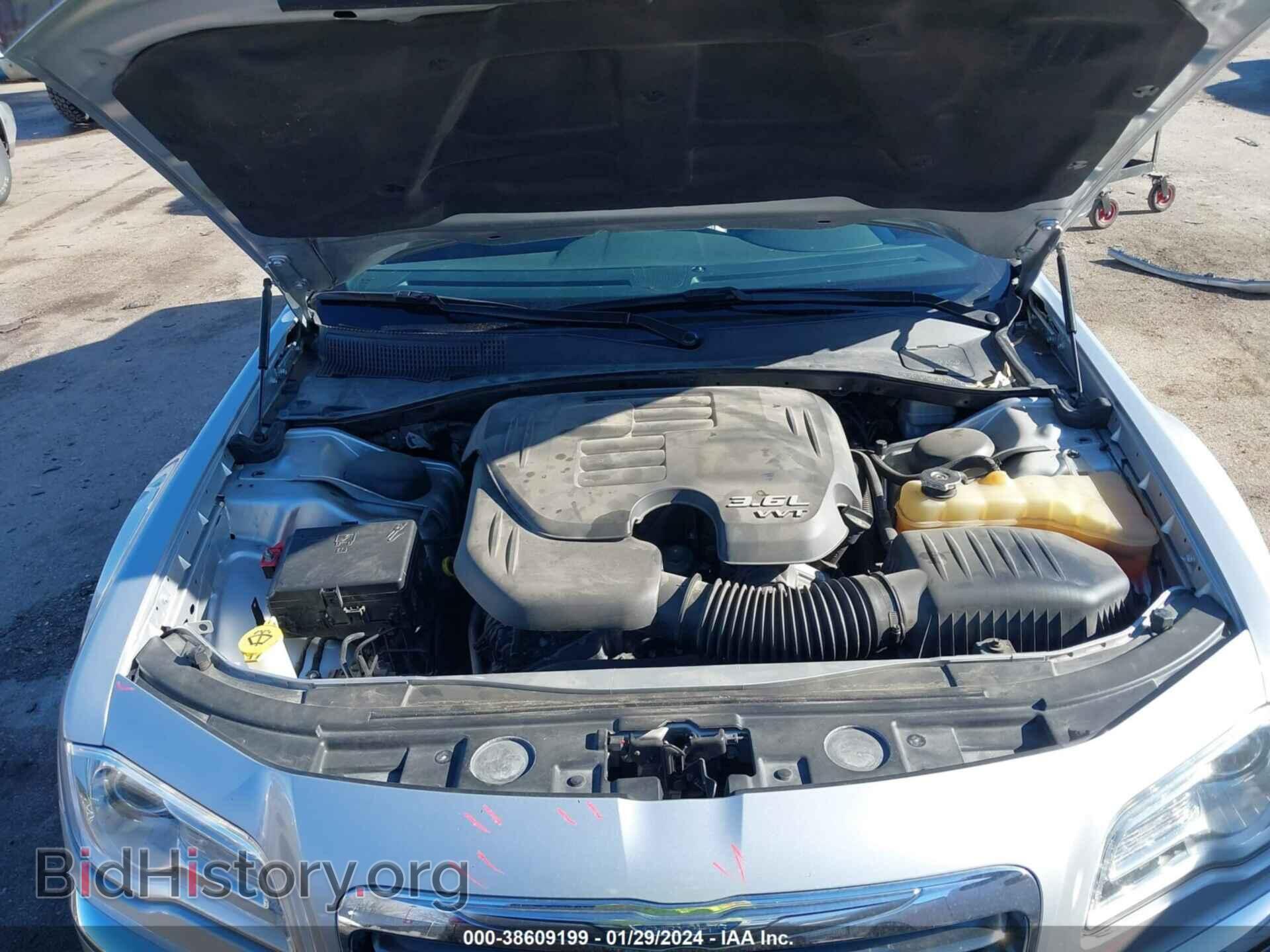 2012 CHRYSLER 300 - VIN: 2C3CCACG1CH249124 - Фото 10