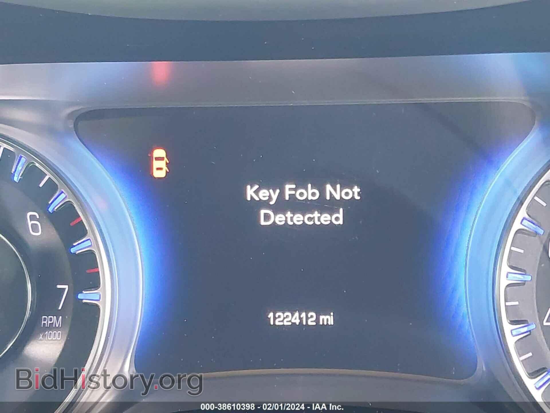 2015 CHRYSLER 300C - VIN: 2C3CCASG5FH767338 - Фото 7