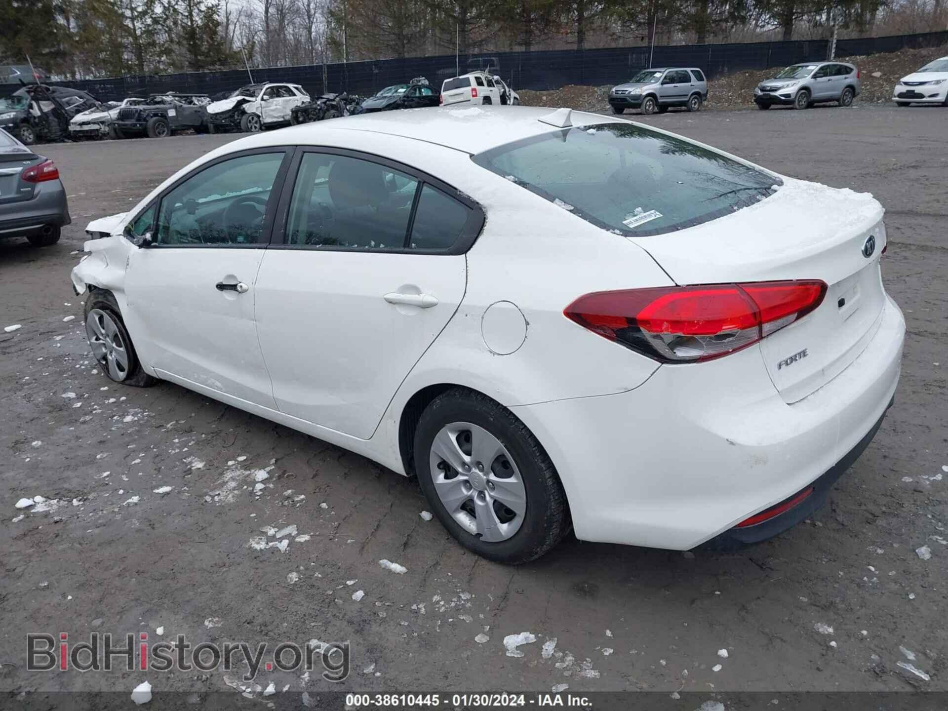 2017 KIA FORTE - VIN: 3KPFK4A7XHE036174 - Фото 3