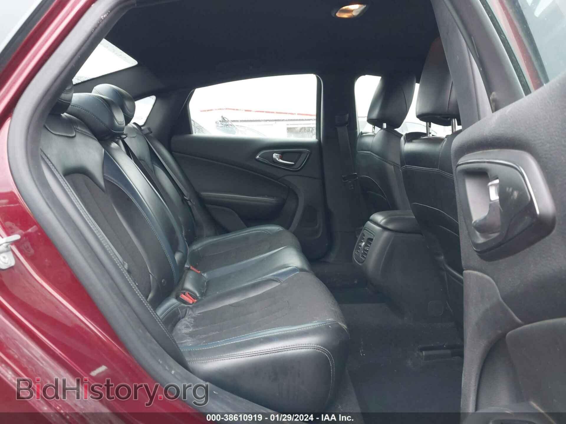 2015 CHRYSLER 200 - VIN: 1C3CCCDG7FN523190 - Фото 8
