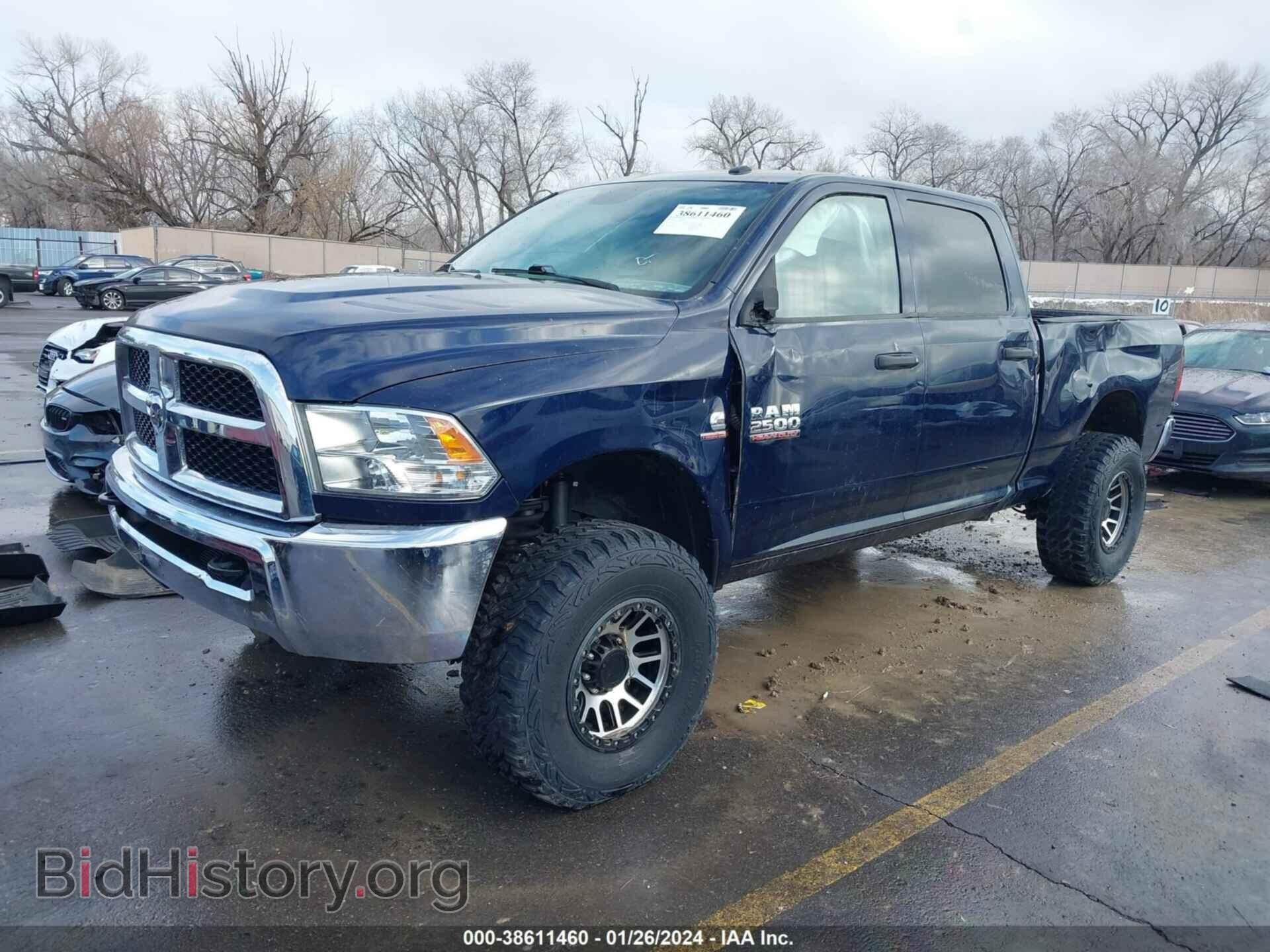 2018 RAM 2500 - VIN: 3C6UR5CL5JG419024 - Фото 2