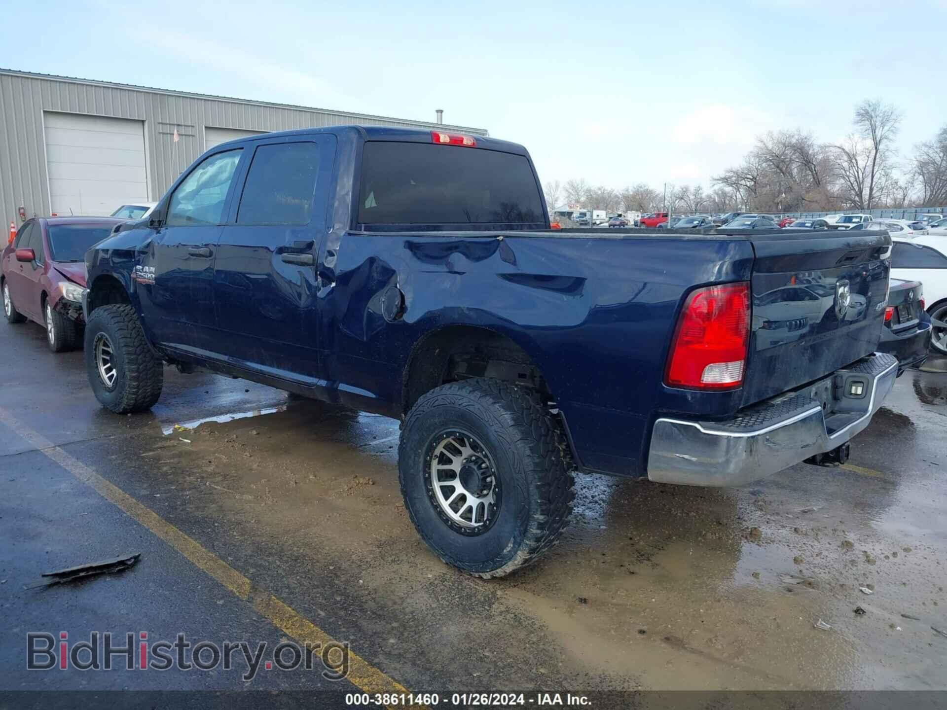 2018 RAM 2500 - VIN: 3C6UR5CL5JG419024 - Фото 3