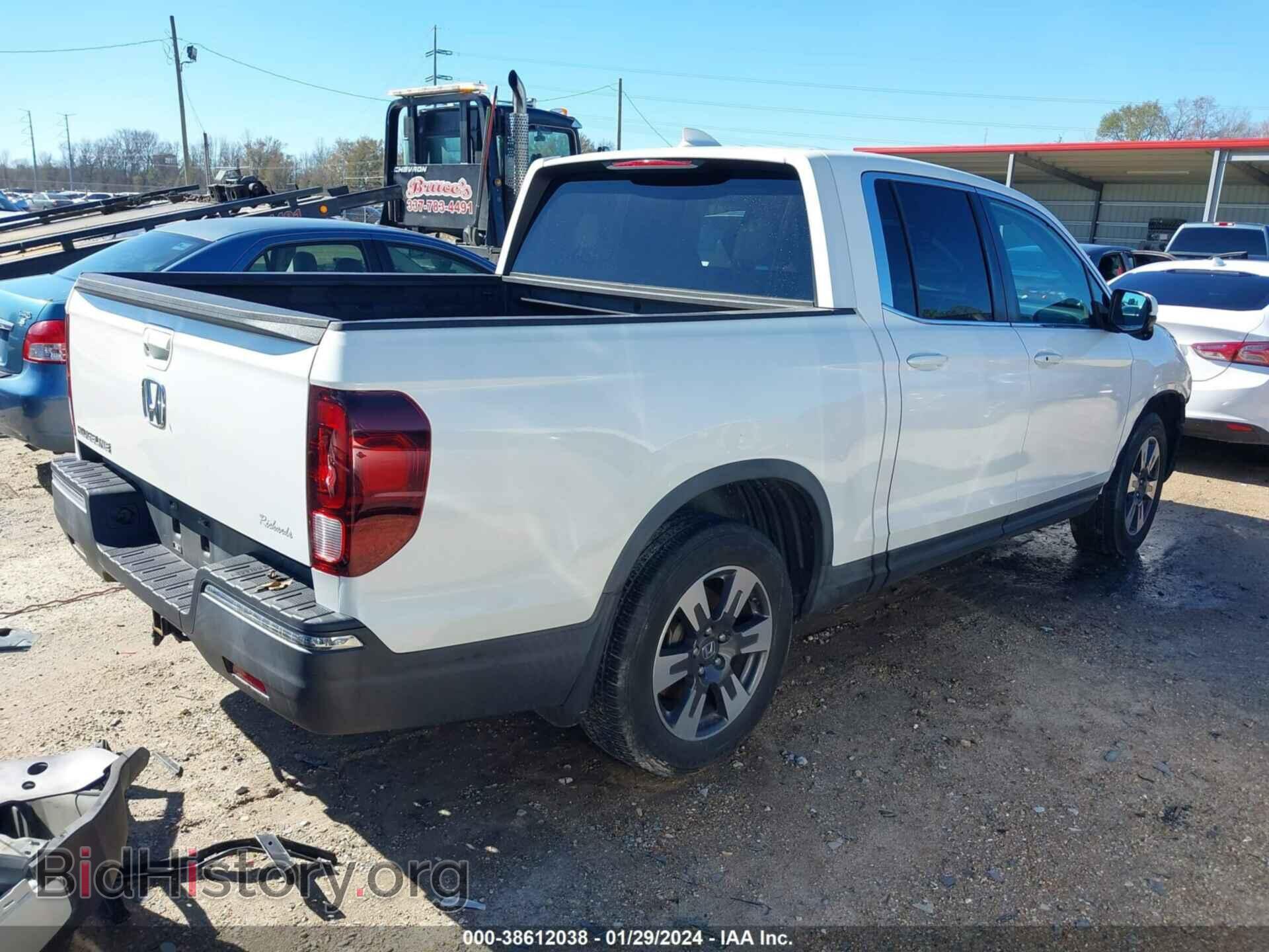 2017 HONDA RIDGELINE - VIN: 5FPYK2F61HB006592 - Фото 4