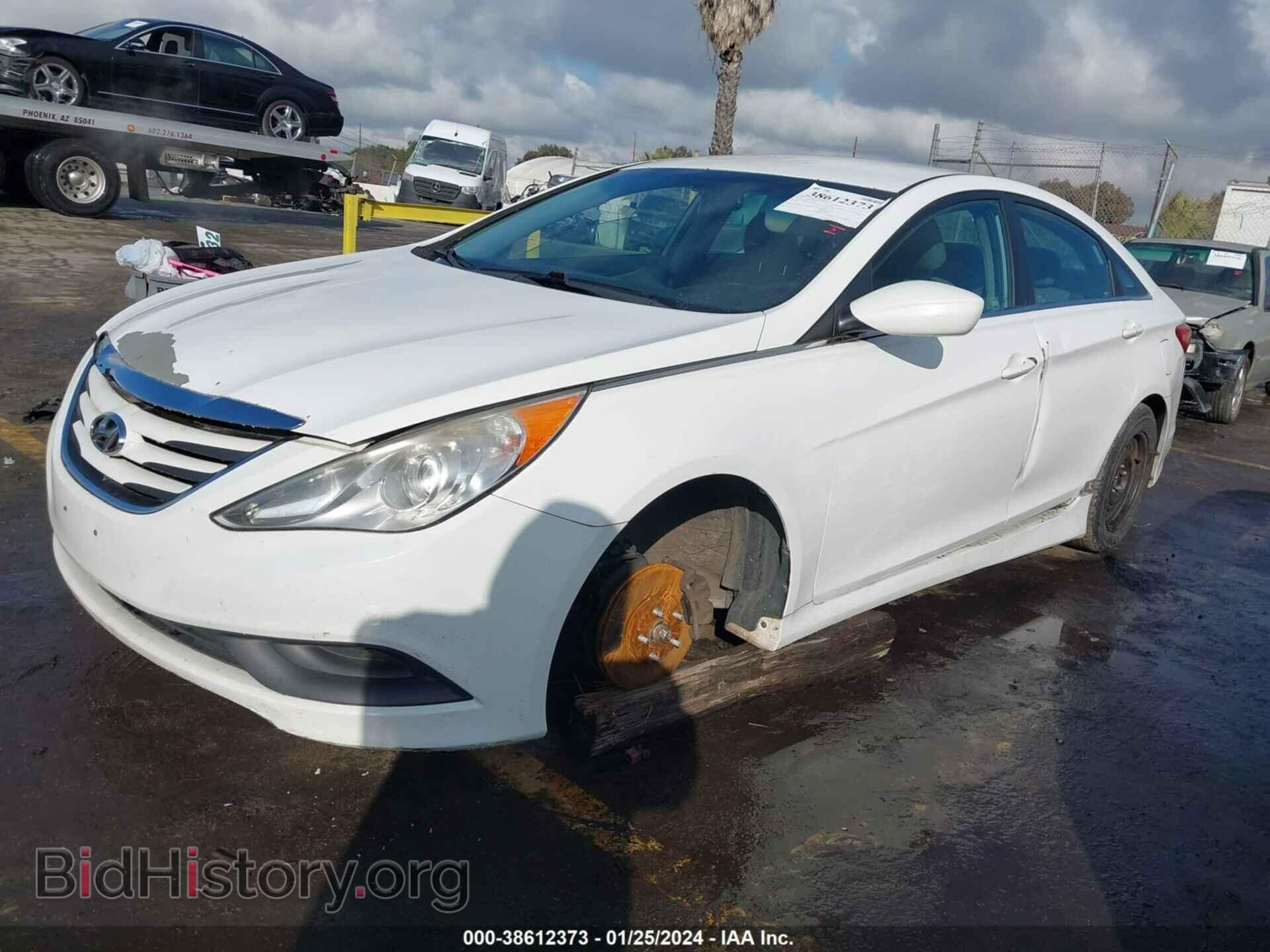 2014 HYUNDAI SONATA - VIN: 5NPEB4AC1EH839343 - Фото 2