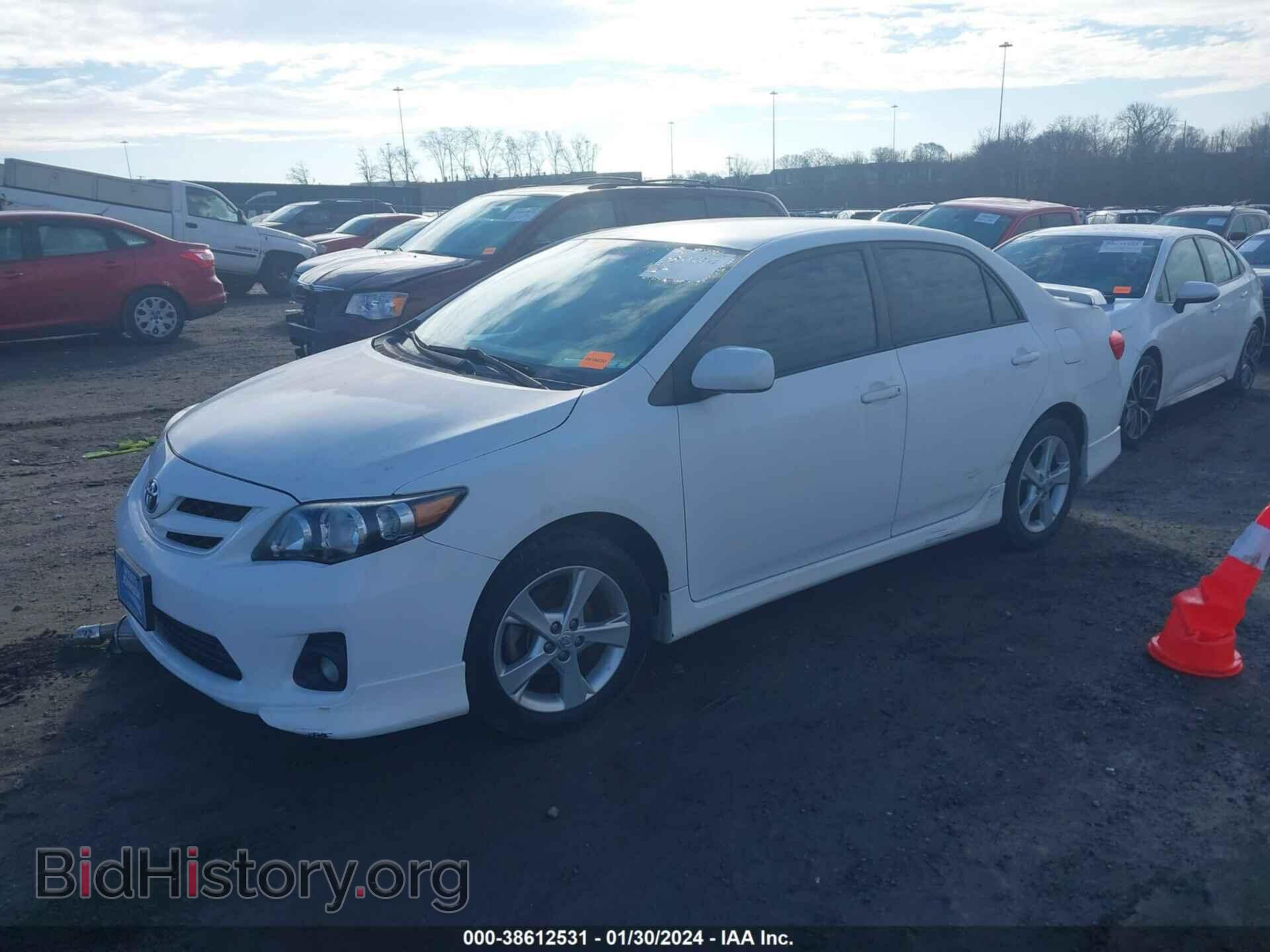 2013 TOYOTA COROLLA - VIN: 2T1BU4EEXDC107769 - Фото 2