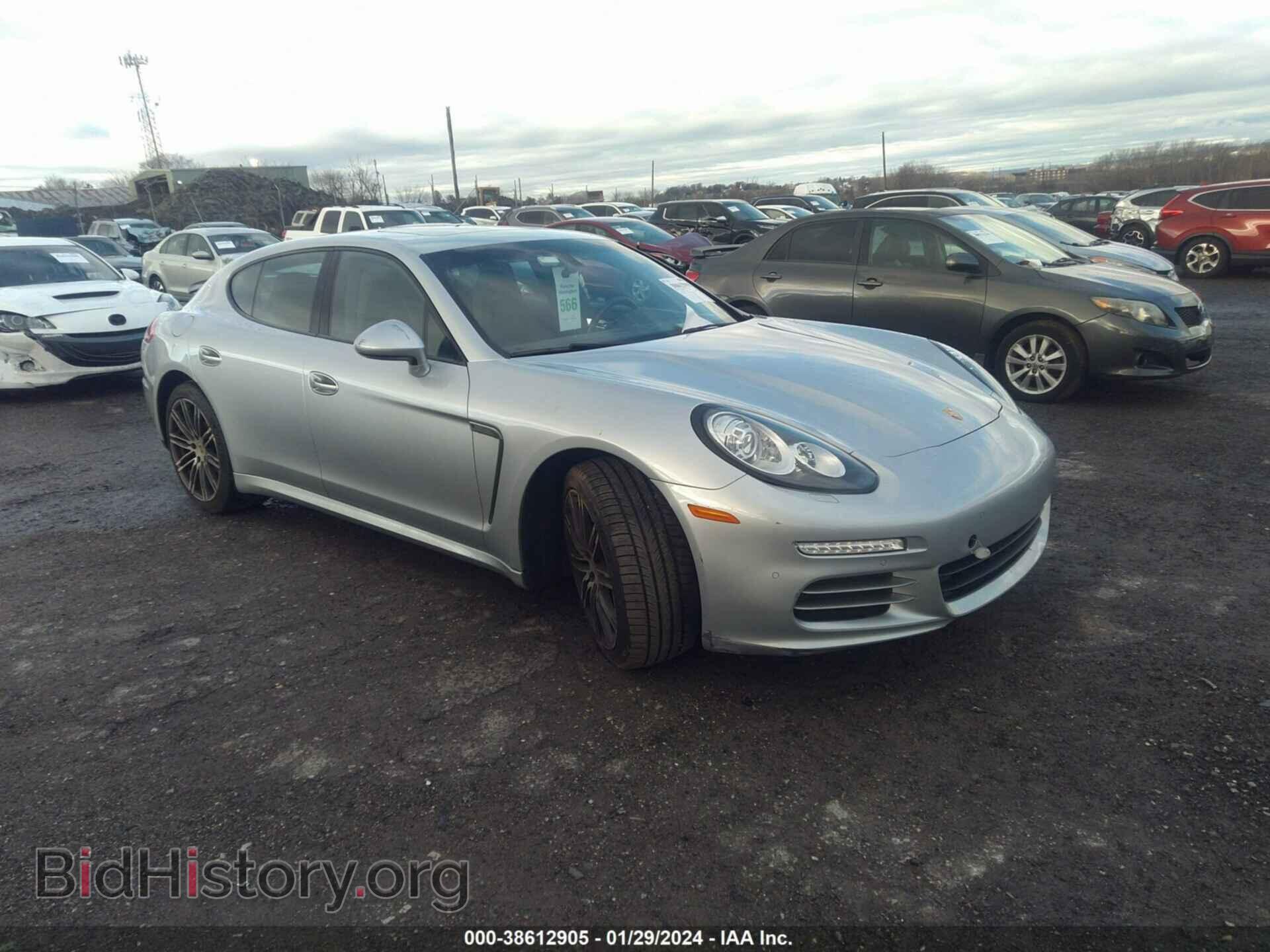 Фотография WP0AA2A71GL007637 - PORSCHE PANAMERA 2016