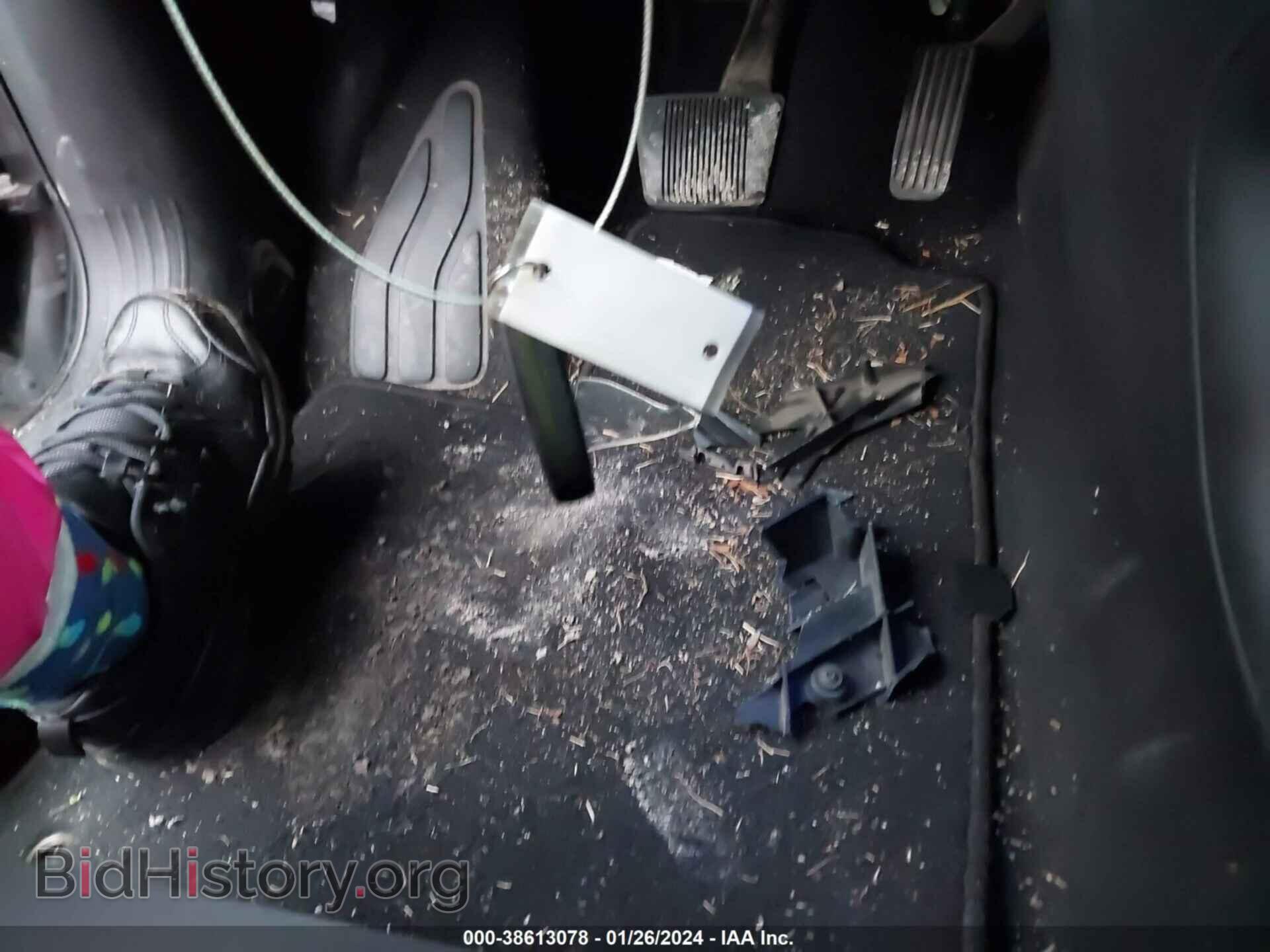 2016 CHRYSLER 200 - VIN: 1C3CCCAB9GN173183 - Фото 11