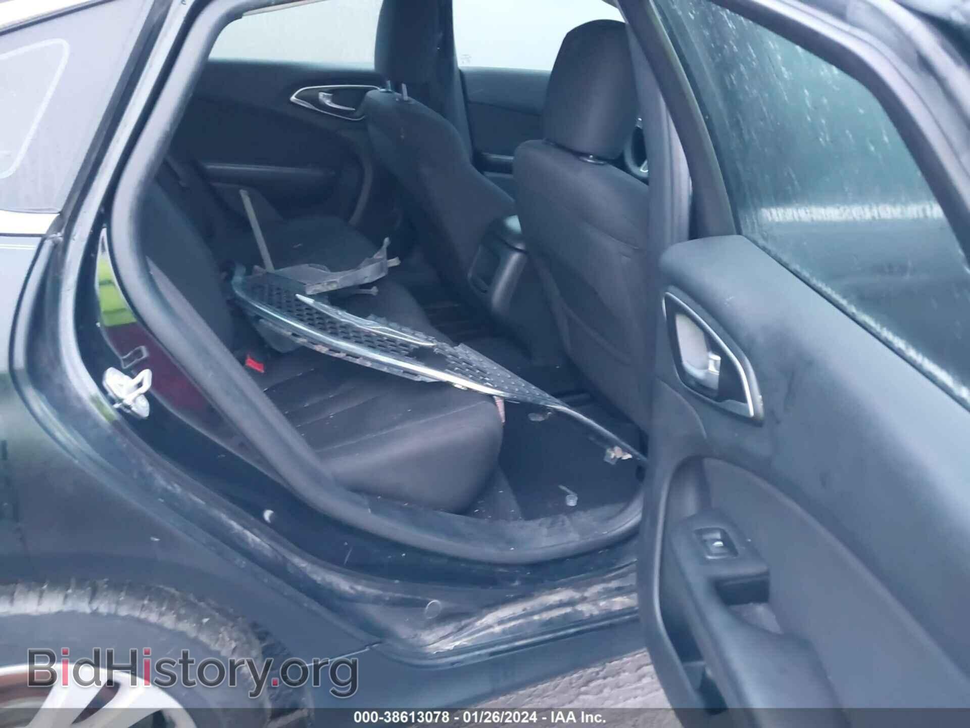 2016 CHRYSLER 200 - VIN: 1C3CCCAB9GN173183 - Фото 8