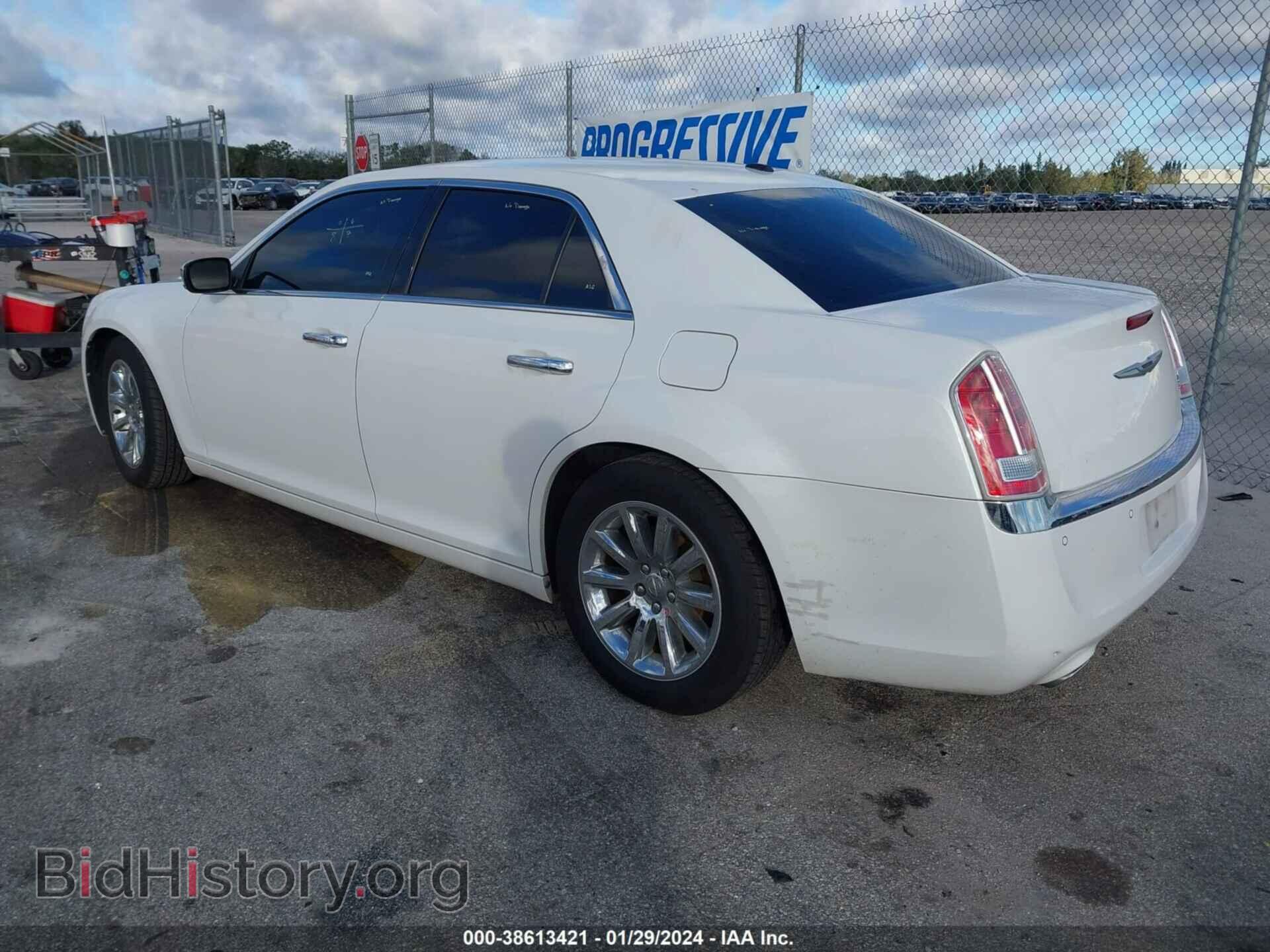 2013 CHRYSLER 300C - VIN: 2C3CCAET7DH590958 - Фото 3