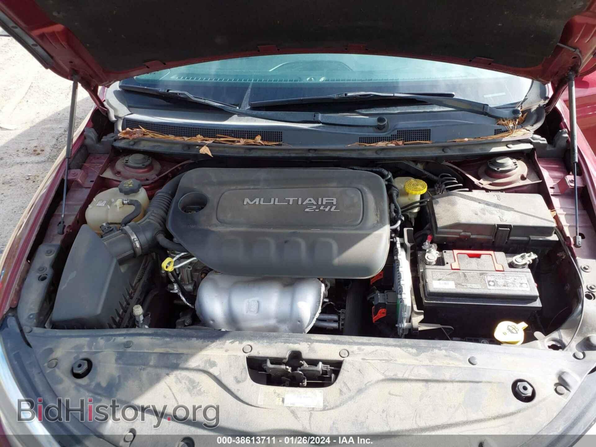 2015 CHRYSLER 200 - VIN: 1C3CCCAB0FN639792 - Фото 10