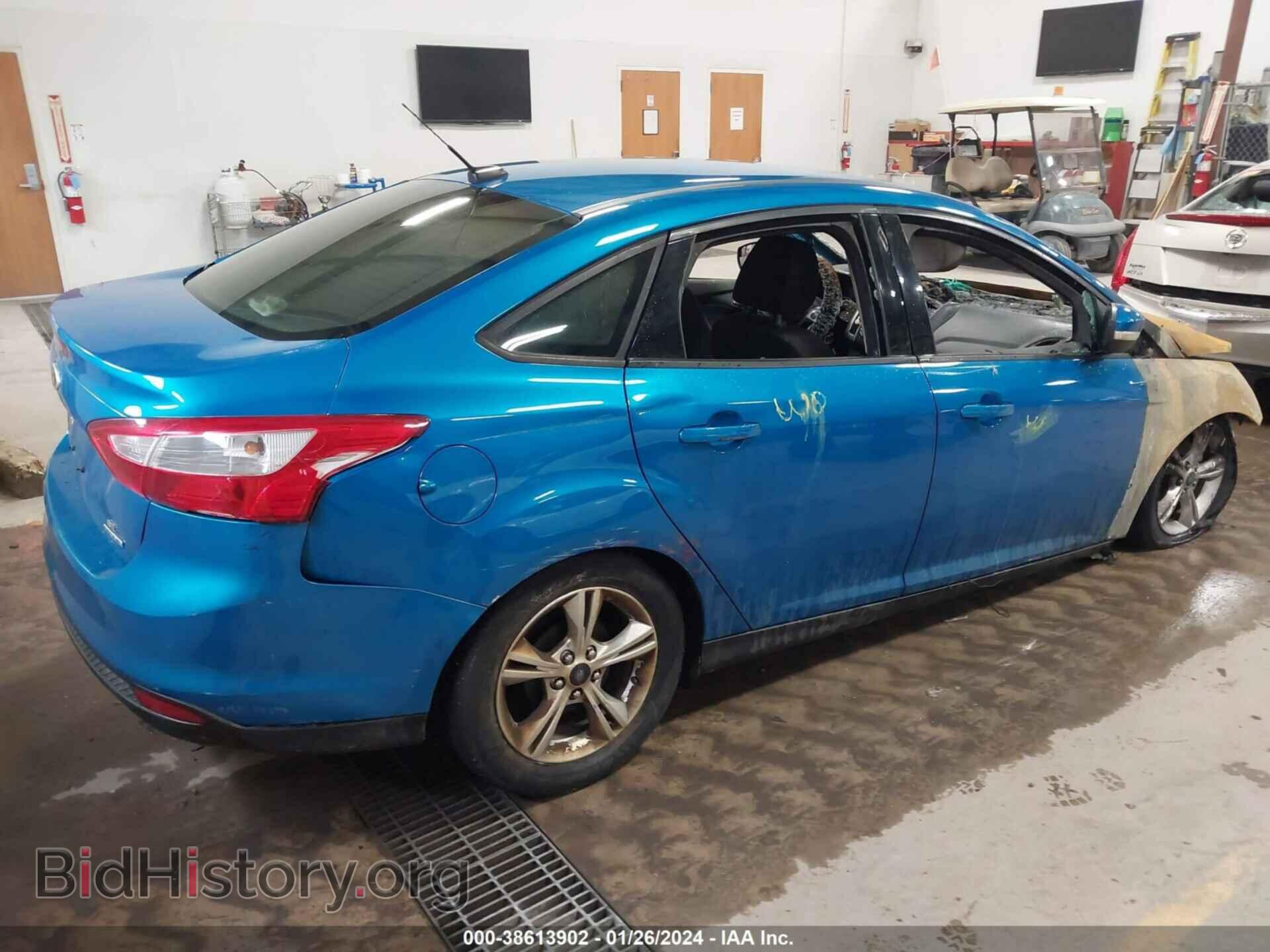 2014 FORD FOCUS - VIN: 1FADP3F2XEL228381 - Photo 4
