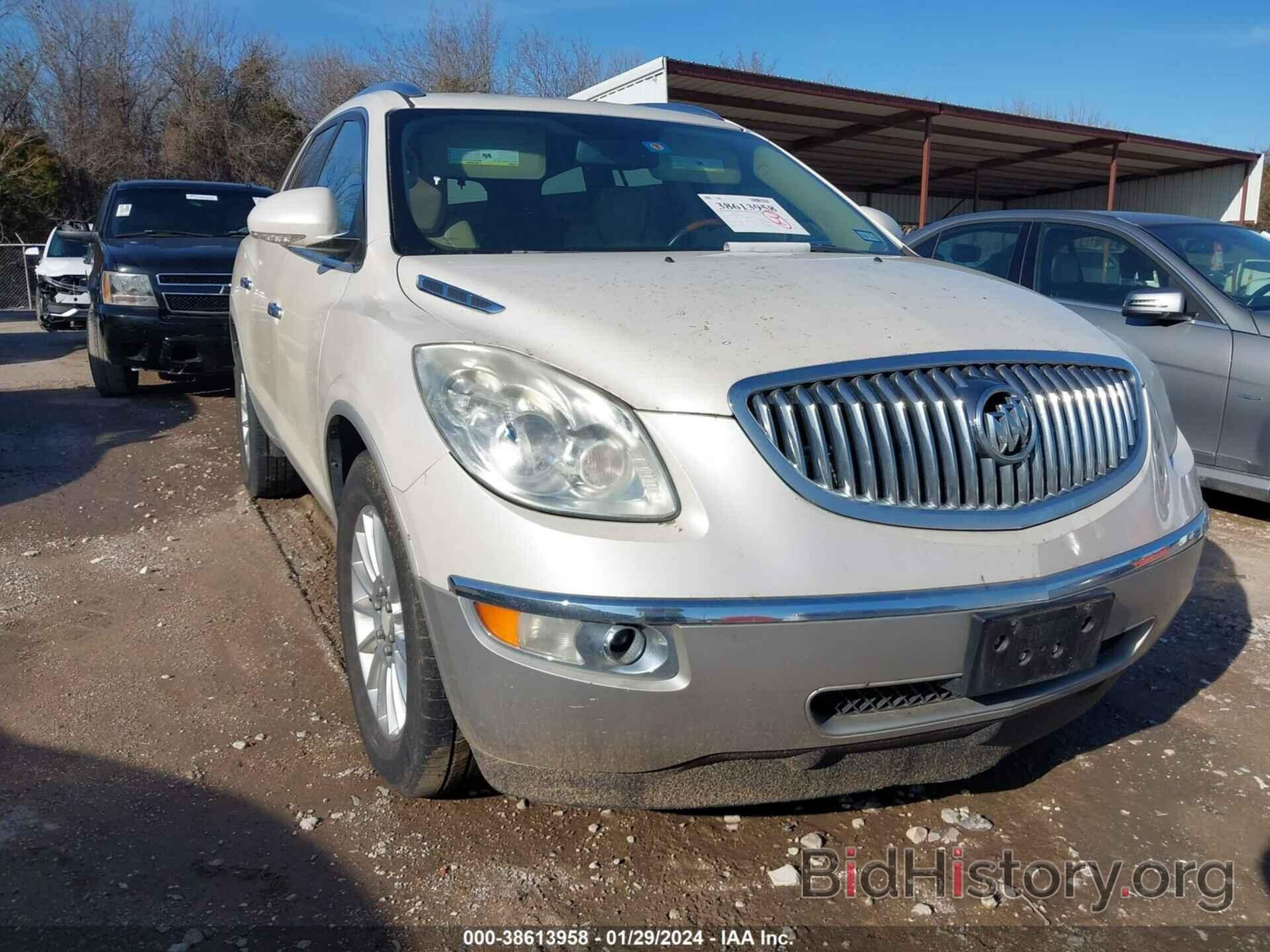 Photo 5GAKRBED6BJ180055 - BUICK ENCLAVE 2011