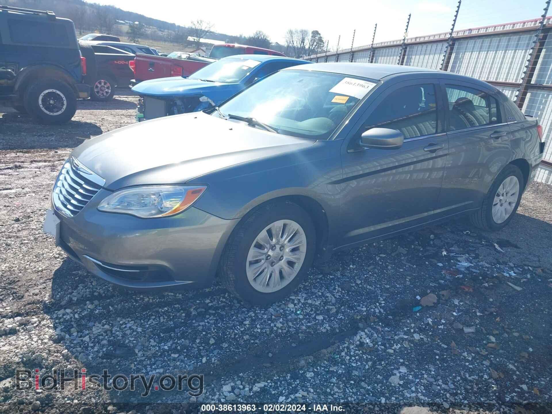 2012 CHRYSLER 200 - VIN: 1C3CCBABXCN127043 - Photo 2