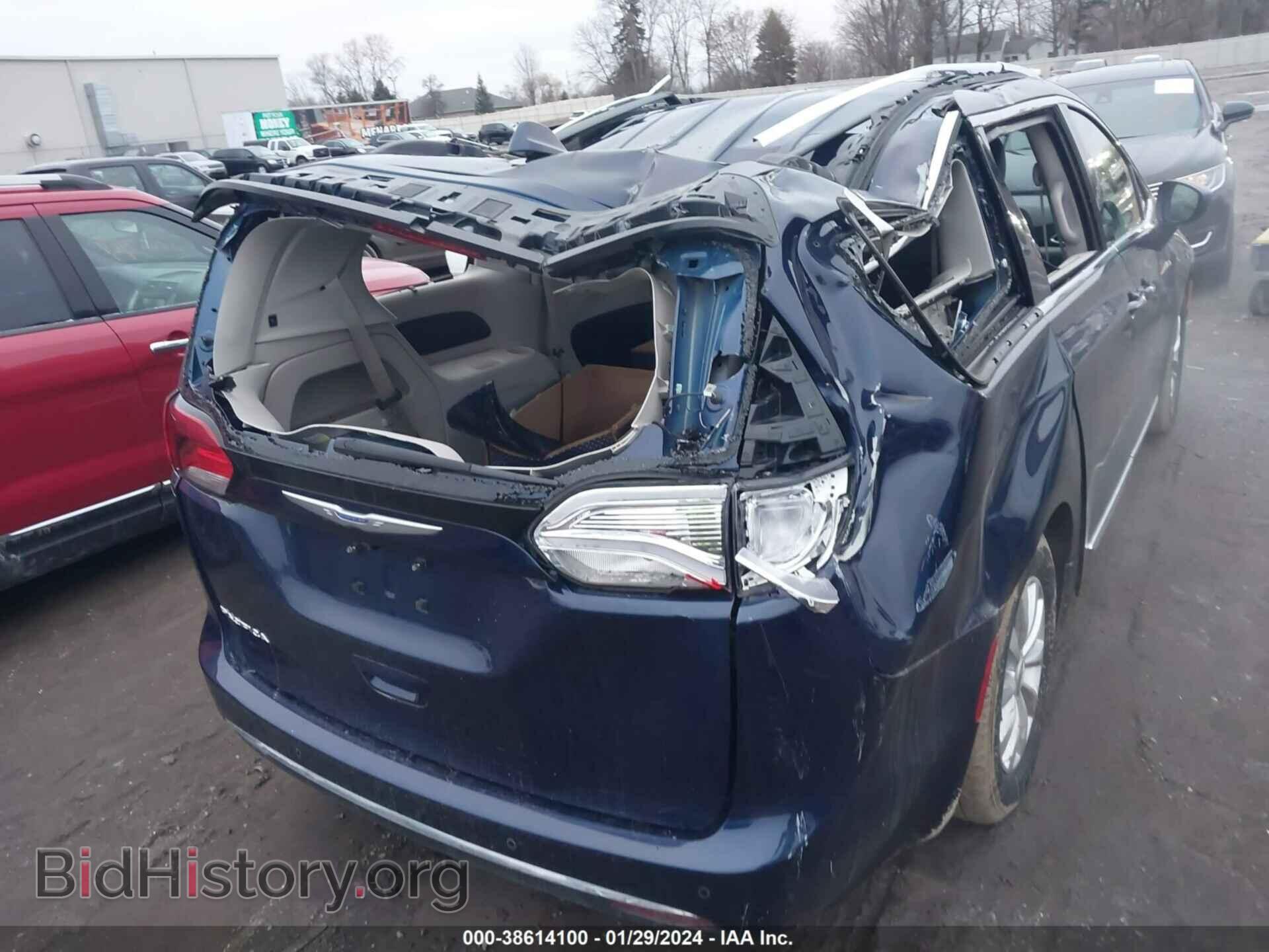 2018 CHRYSLER PACIFICA - VIN: 2C4RC1BG7JR293174 - Фото 12