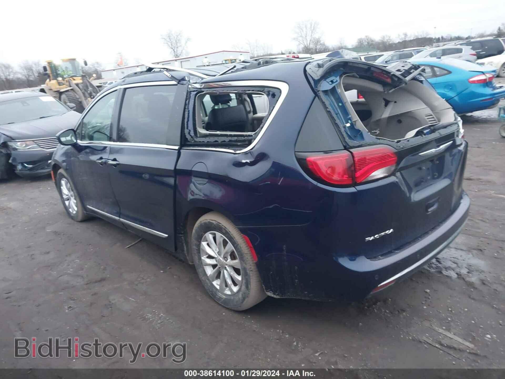 2018 CHRYSLER PACIFICA - VIN: 2C4RC1BG7JR293174 - Фото 3