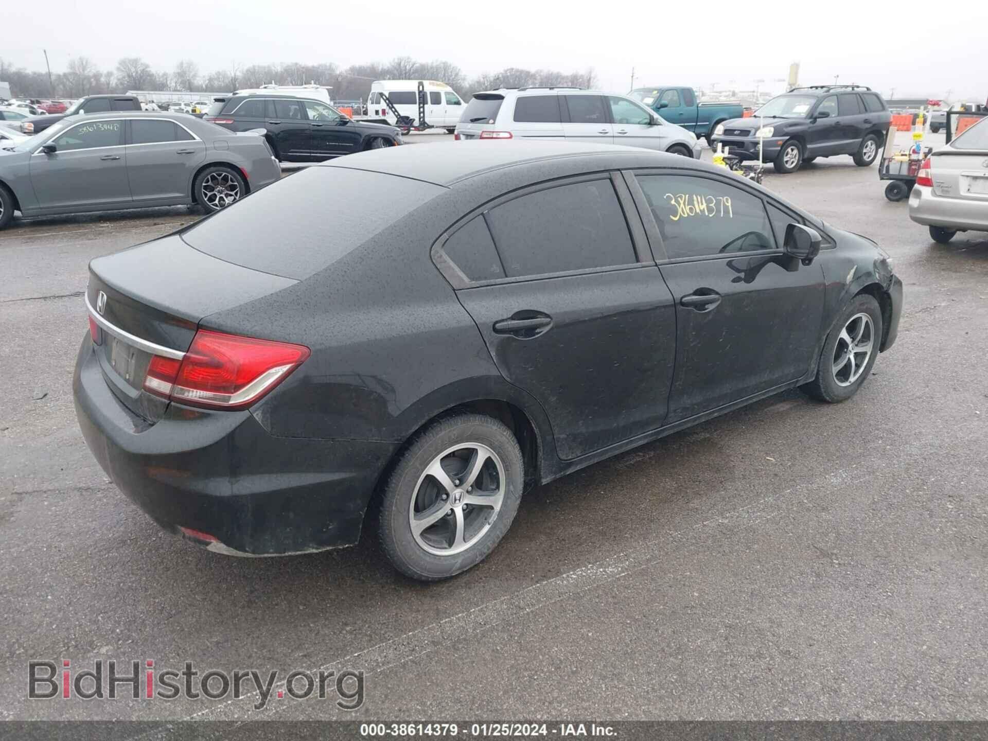 2015 HONDA CIVIC - VIN: 2HGFB2F71FH506494 - Фото 4
